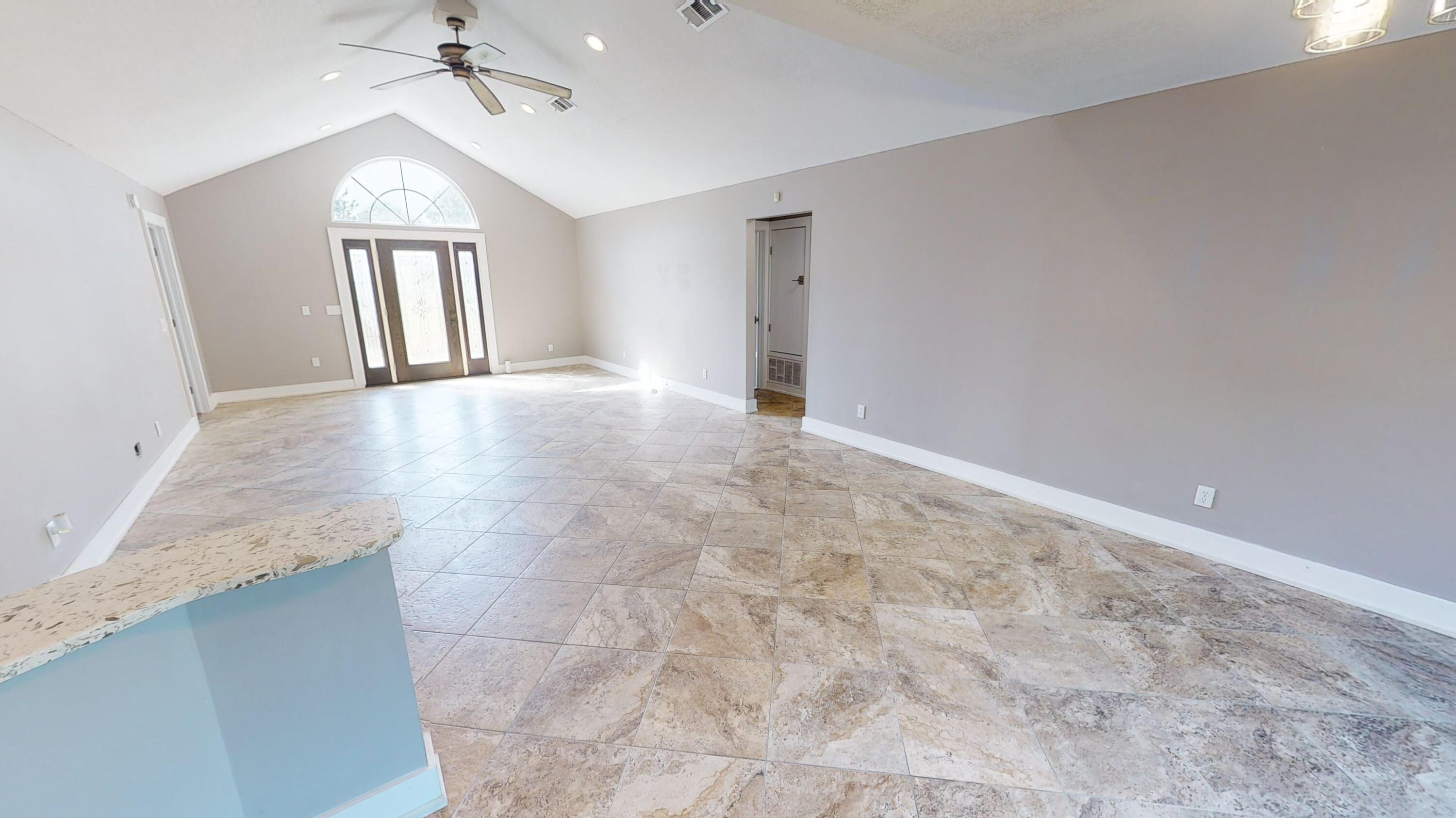 HOLLEY BY THE SEA - Residential