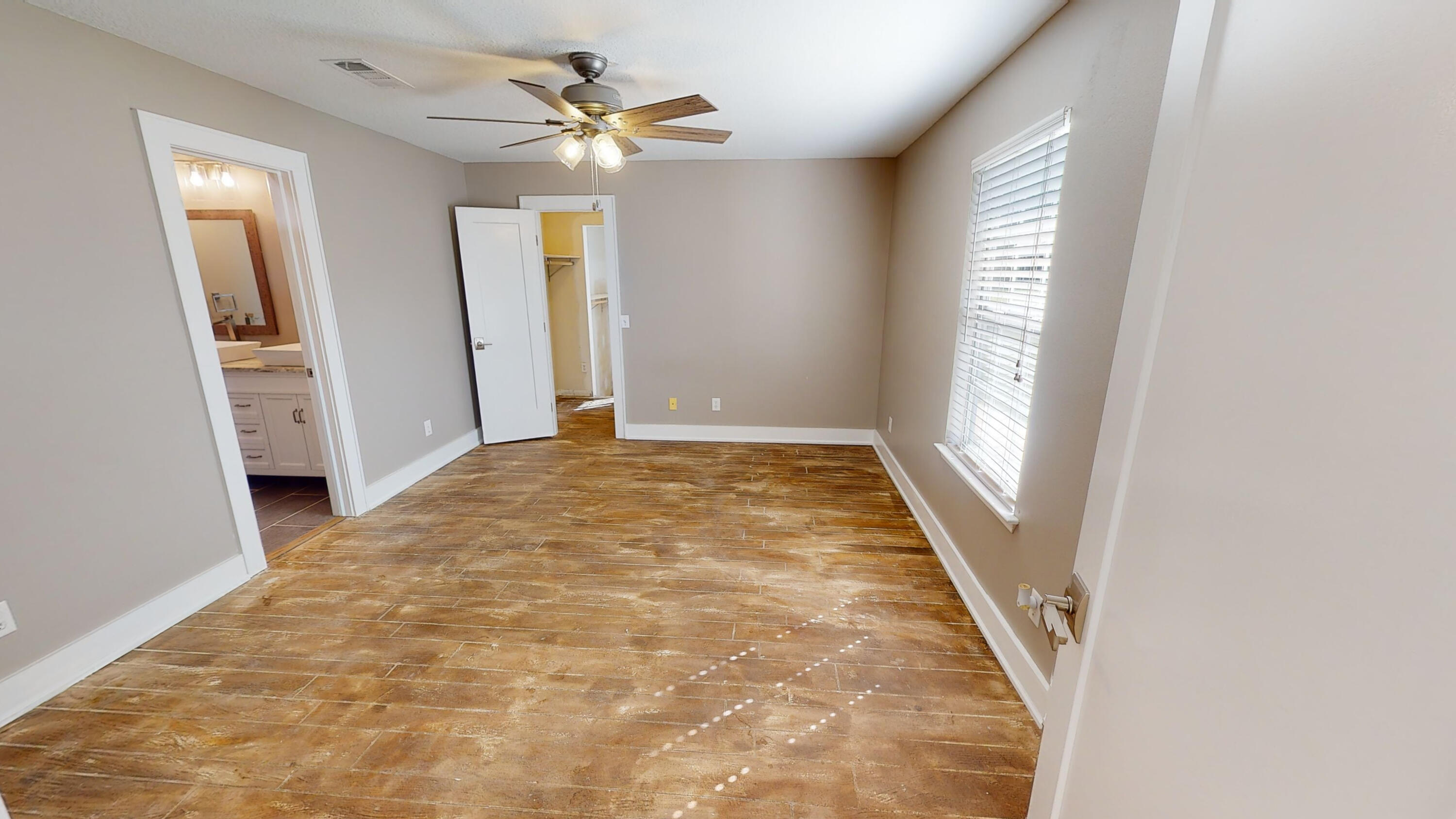 HOLLEY BY THE SEA - Residential