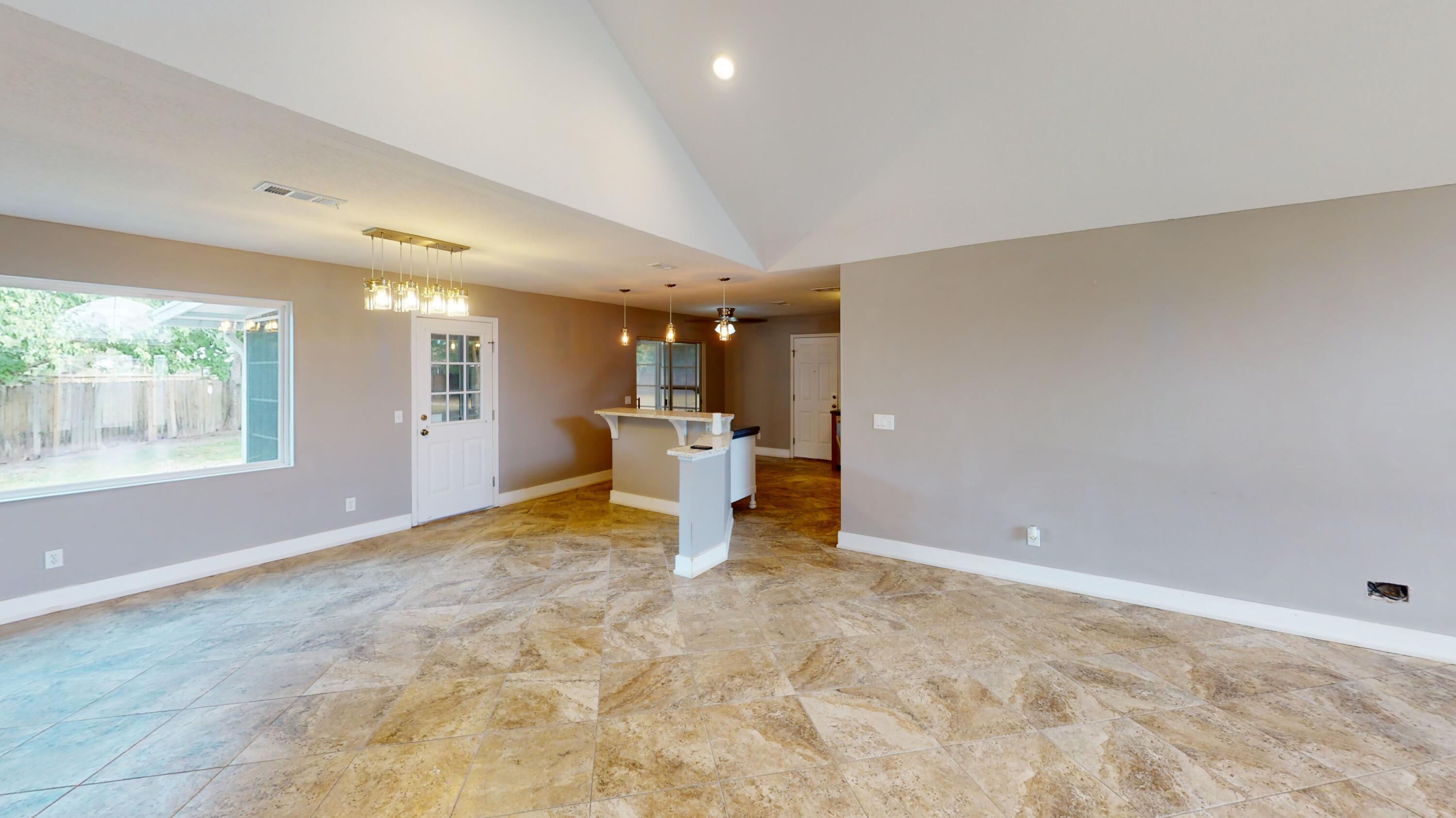 HOLLEY BY THE SEA - Residential