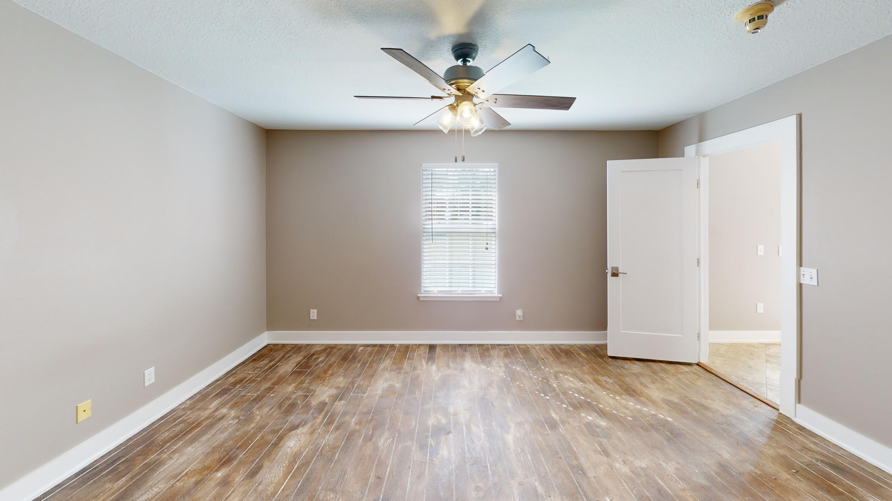 HOLLEY BY THE SEA - Residential