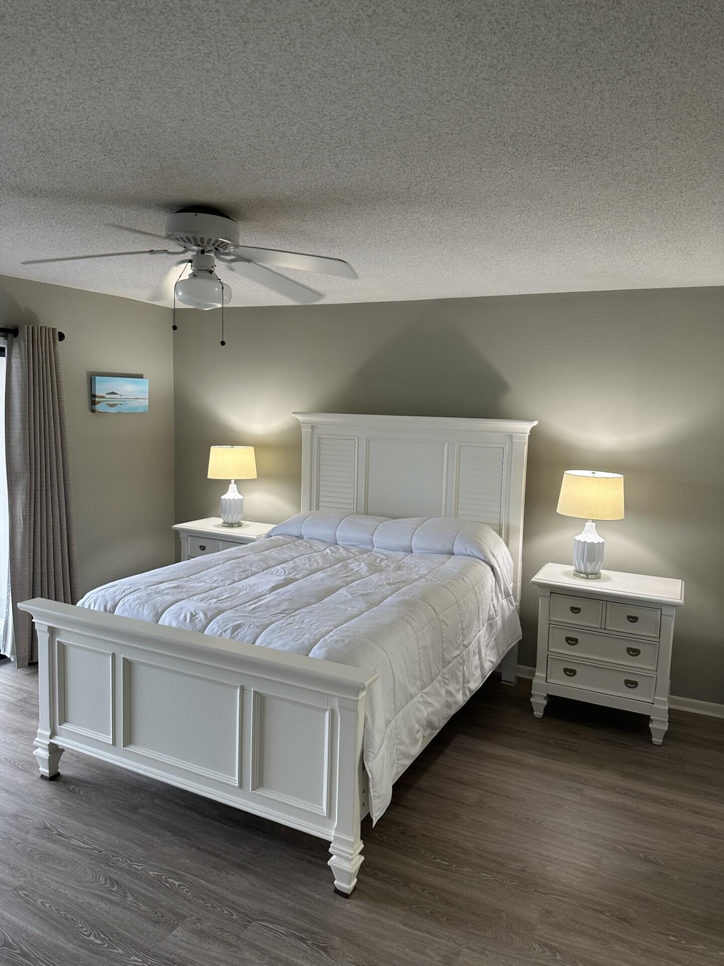 CHATEAU LA MER CONDO 2 - Residential