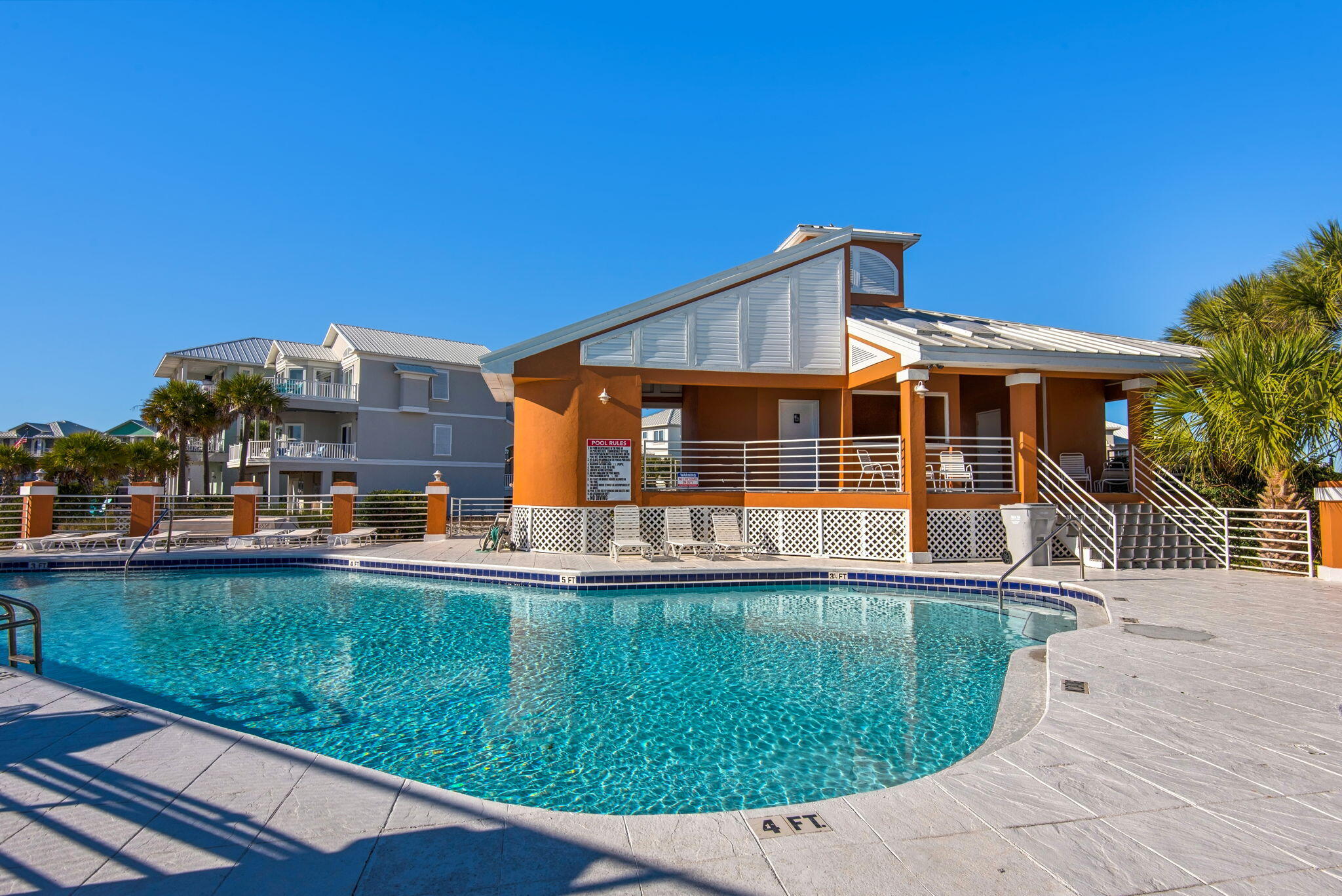 CARIBBEAN ISLES - Land