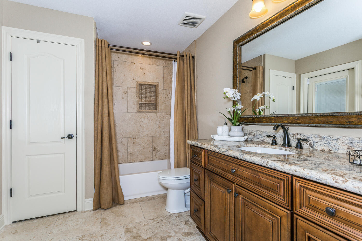 HOLLEY BY THE SEA - Residential