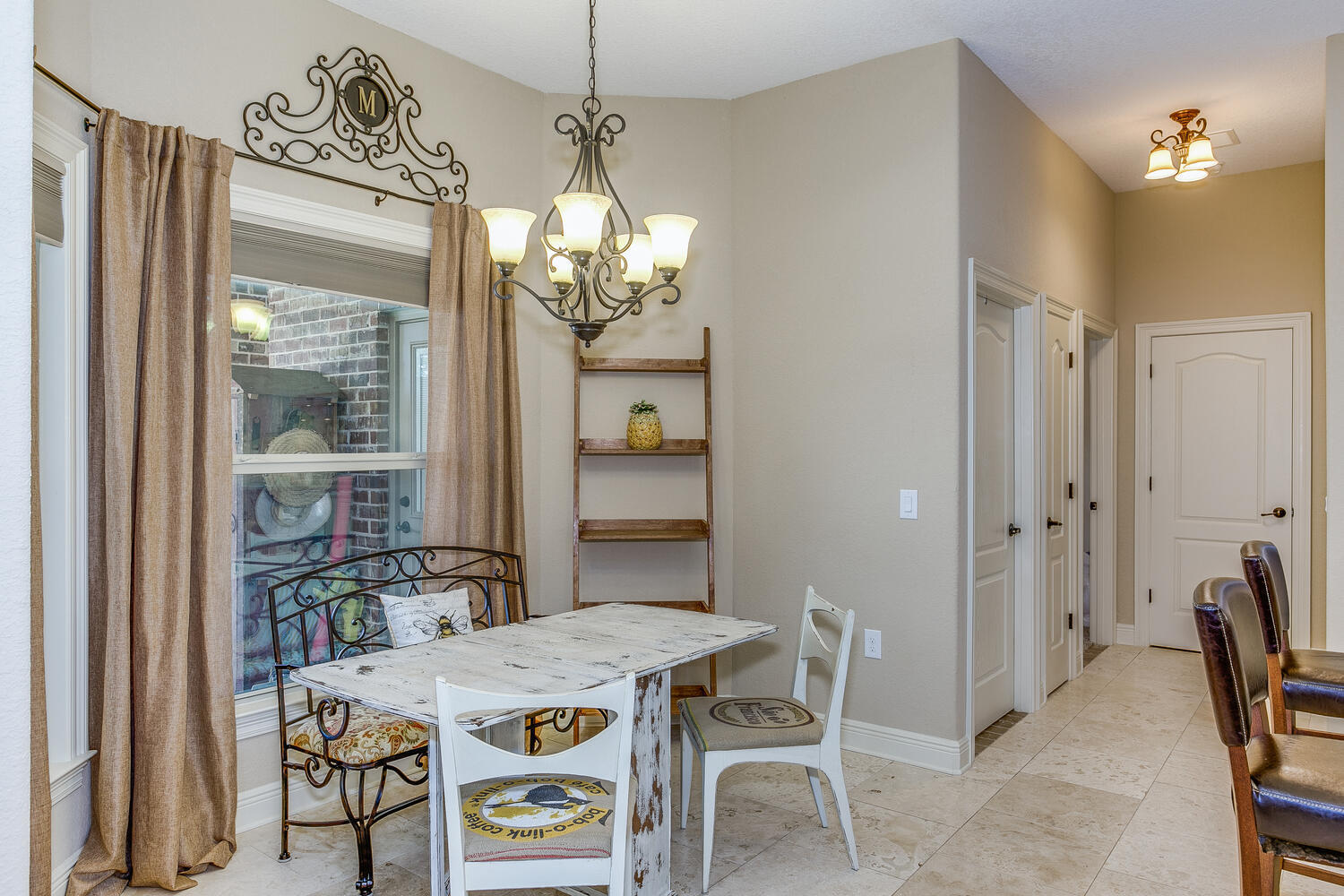 HOLLEY BY THE SEA - Residential