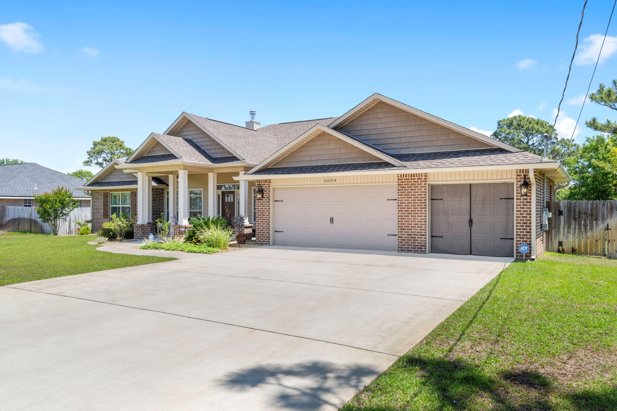 HOLLEY BY THE SEA - Residential