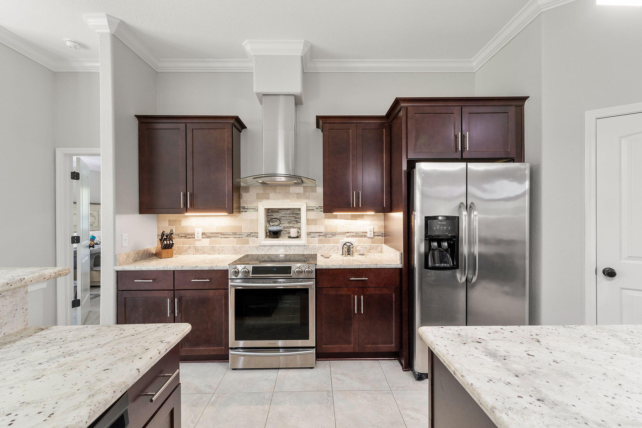 HOLLEY BY THE SEA - Residential