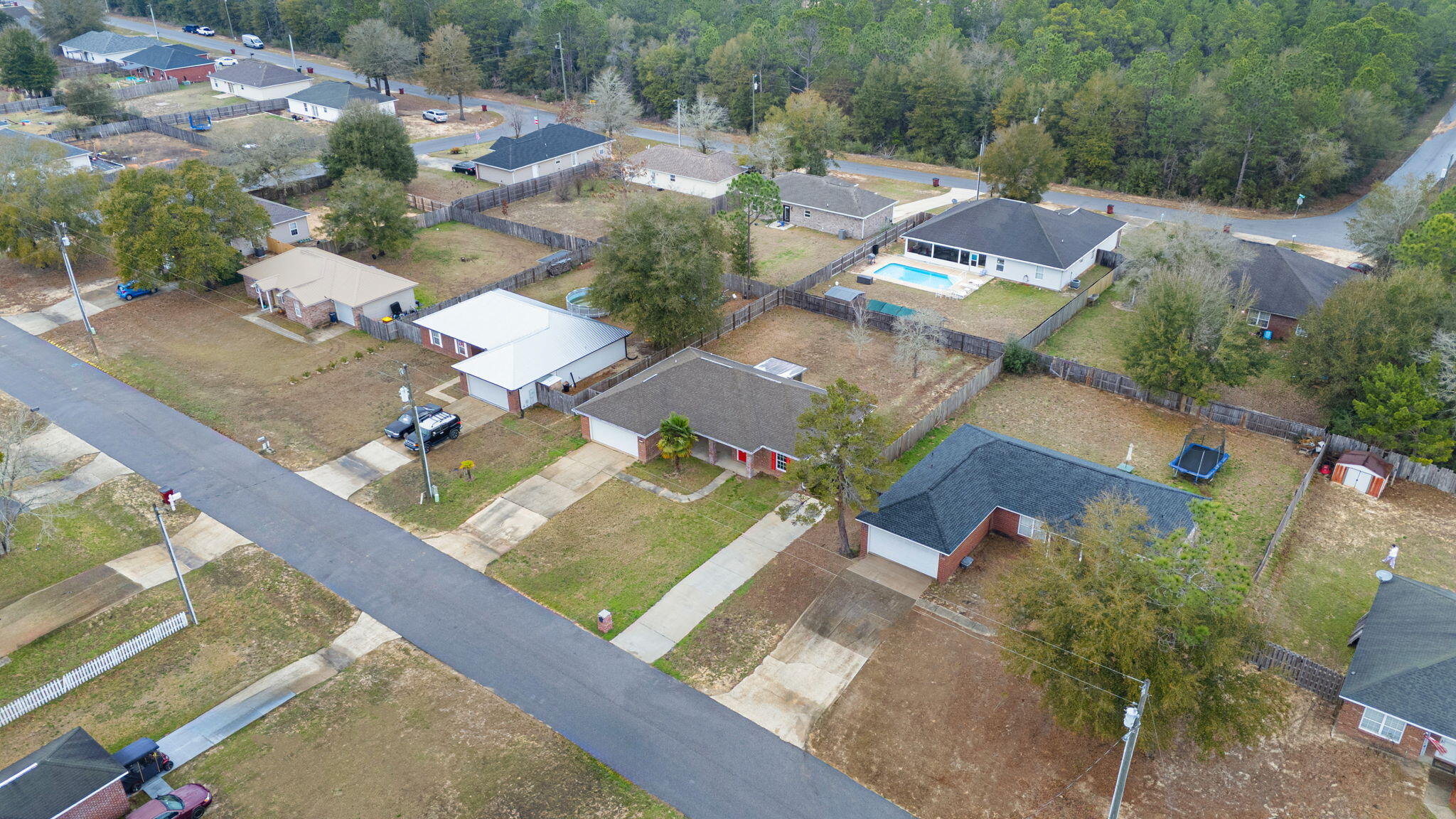 TRIPLE LAKES ESTATES - Residential