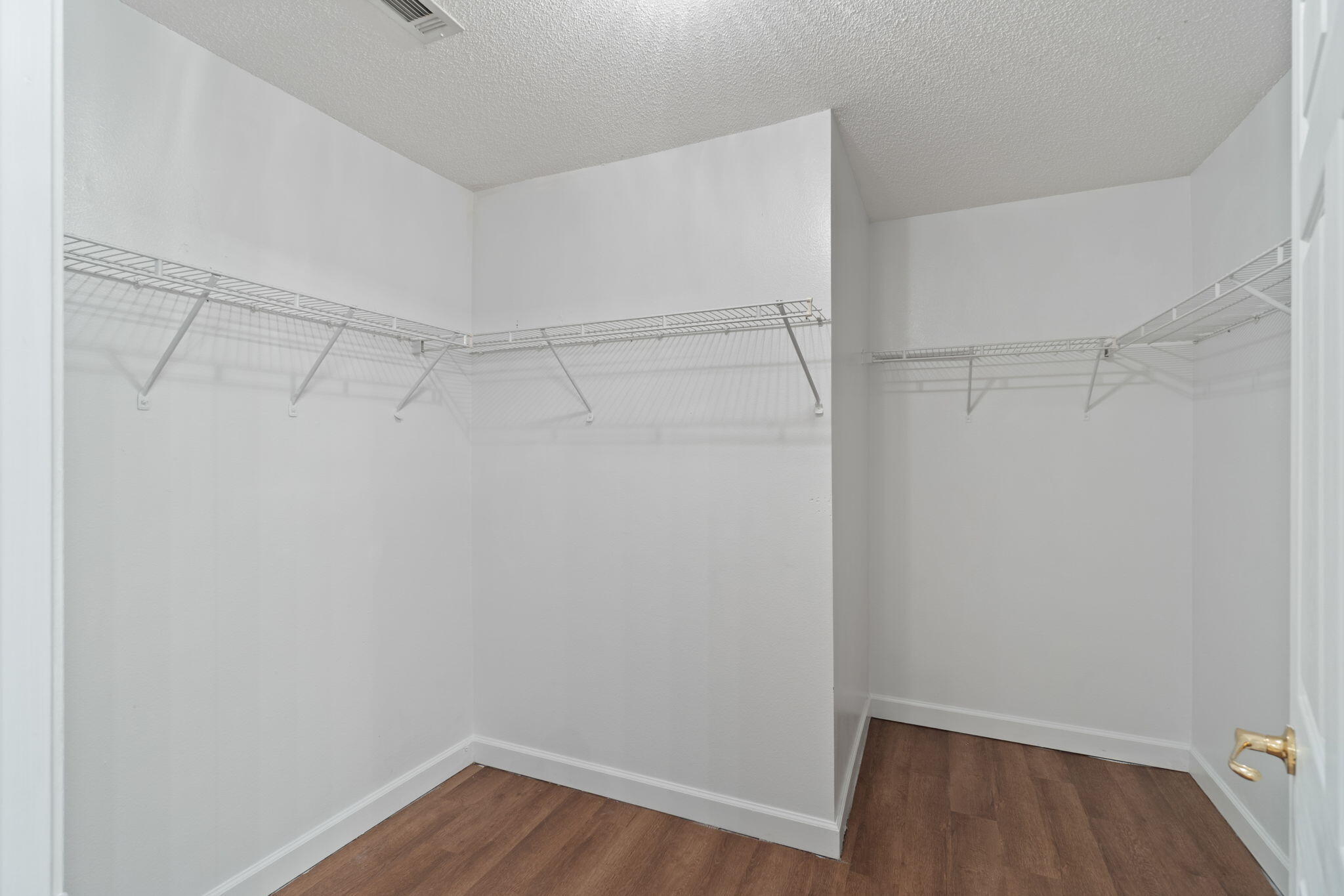 TRIPLE LAKES ESTATES - Residential