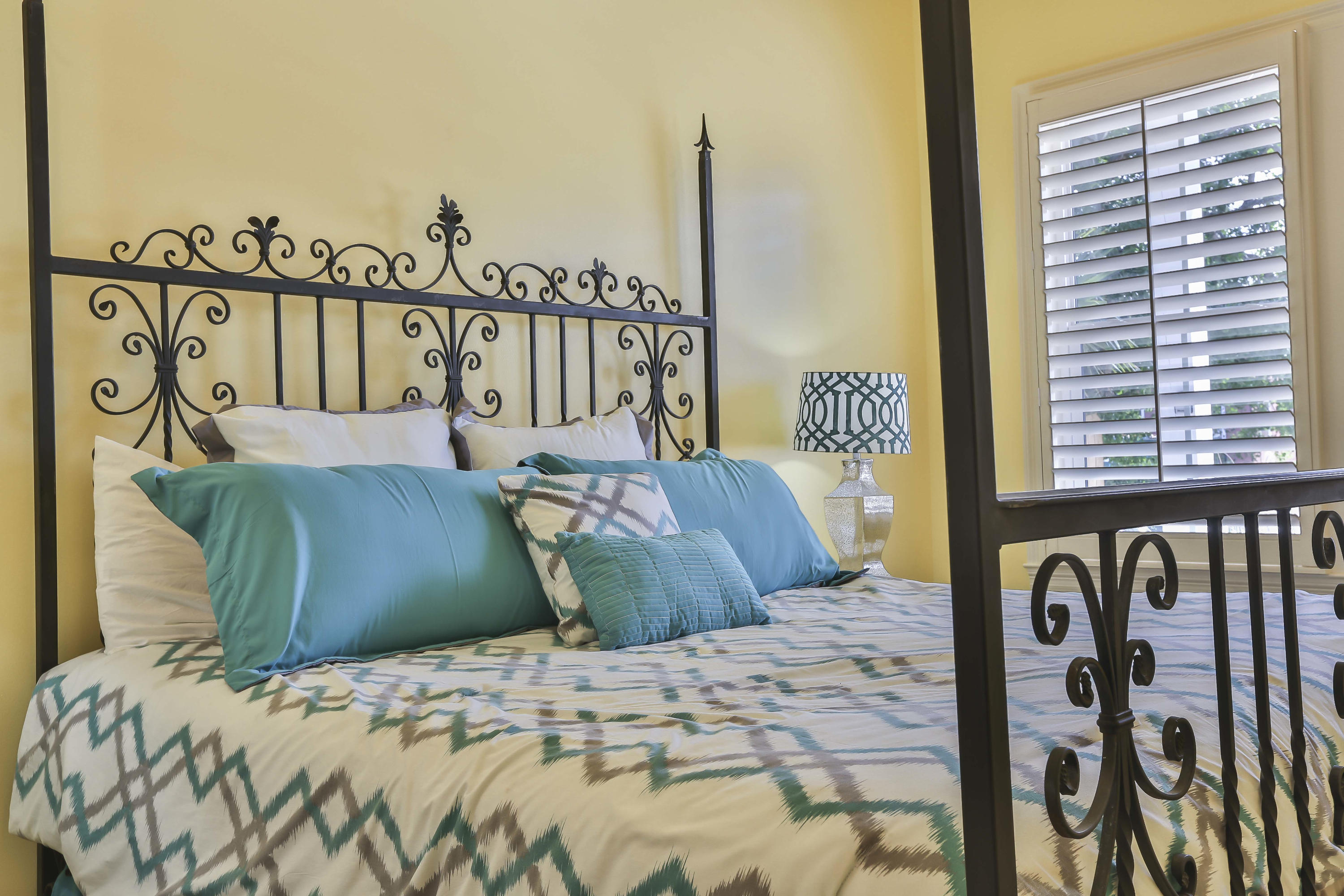 CRYSTAL BEACH - Residential