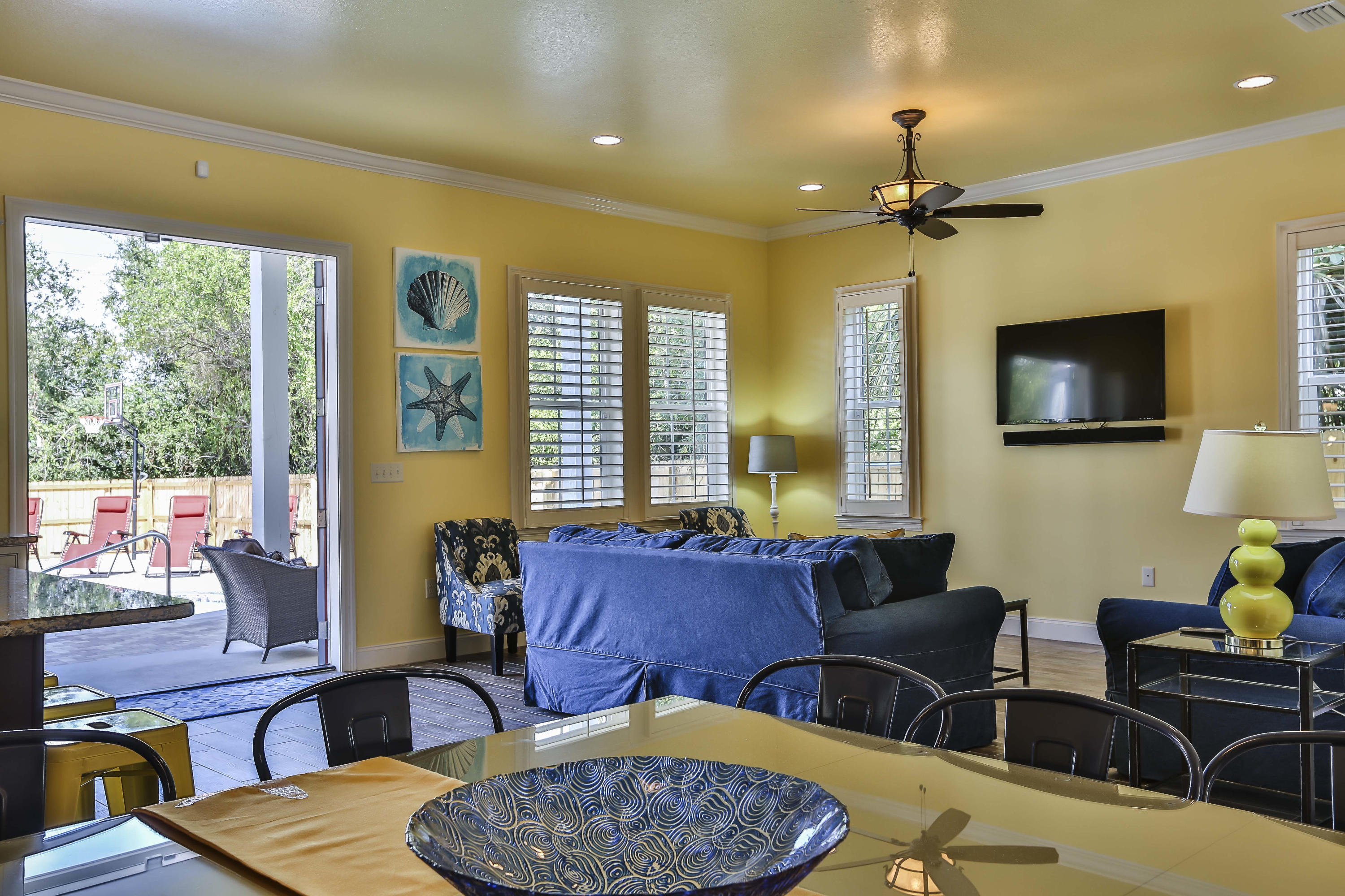 CRYSTAL BEACH - Residential