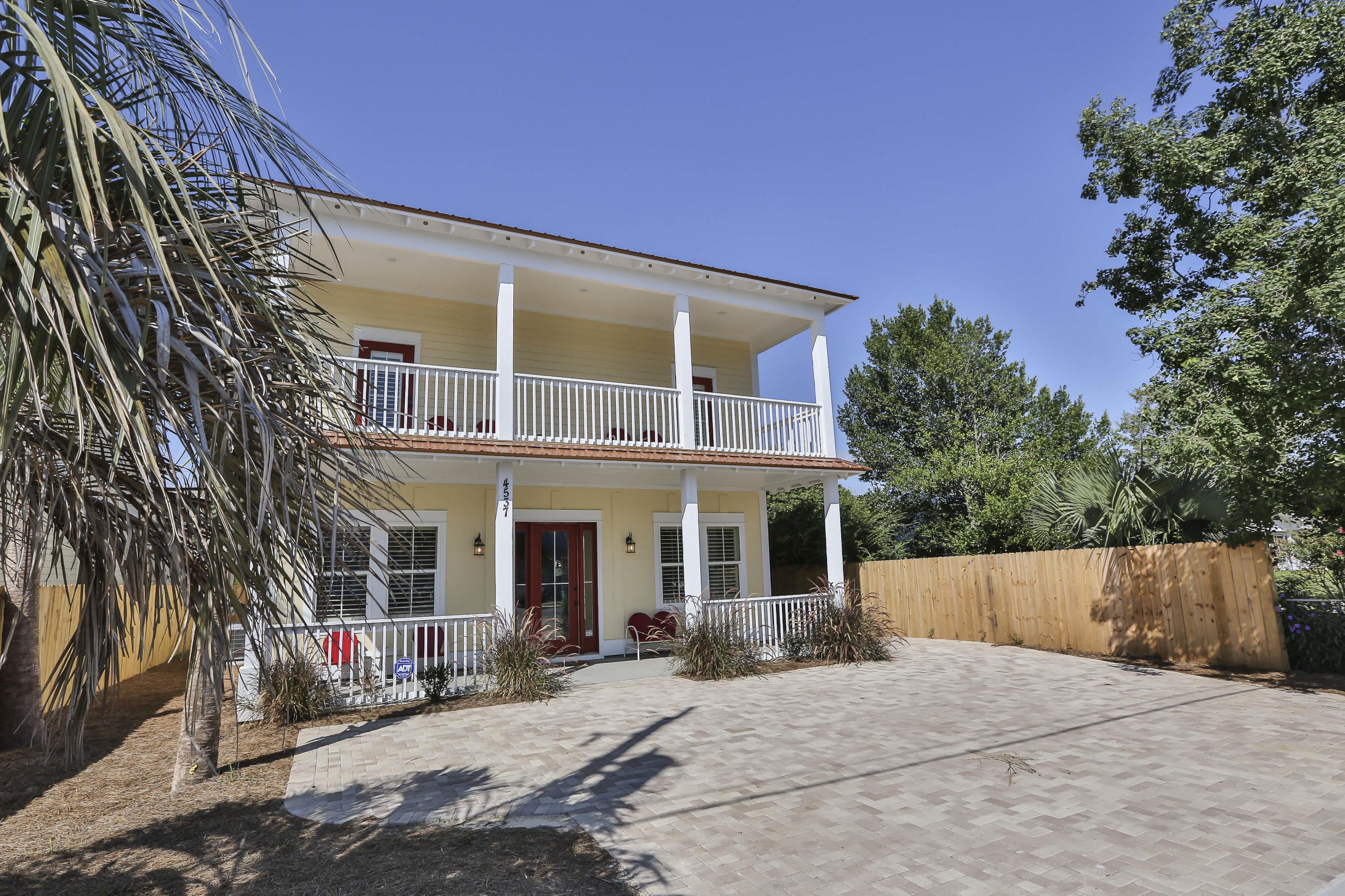 CRYSTAL BEACH - Residential