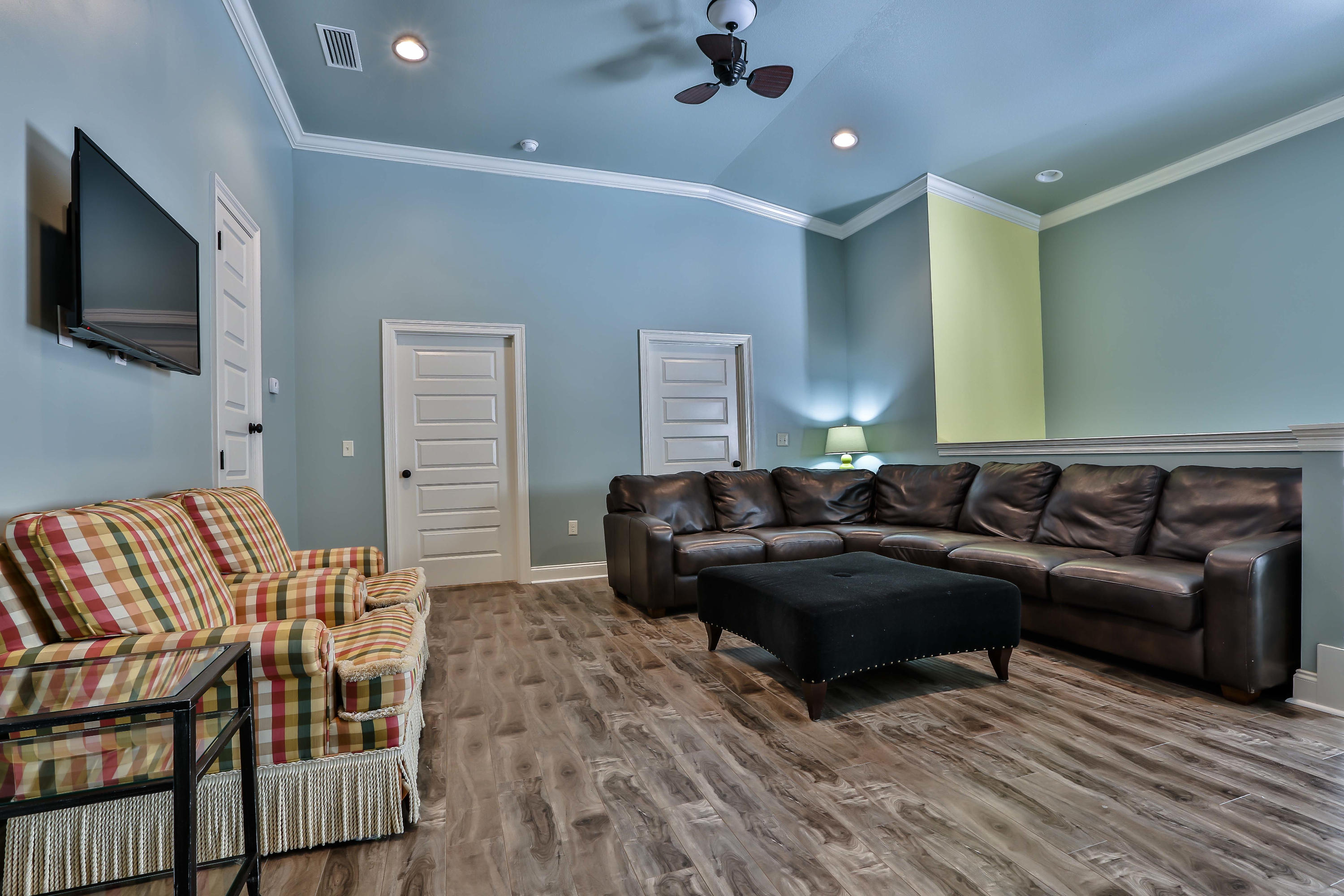 CRYSTAL BEACH - Residential