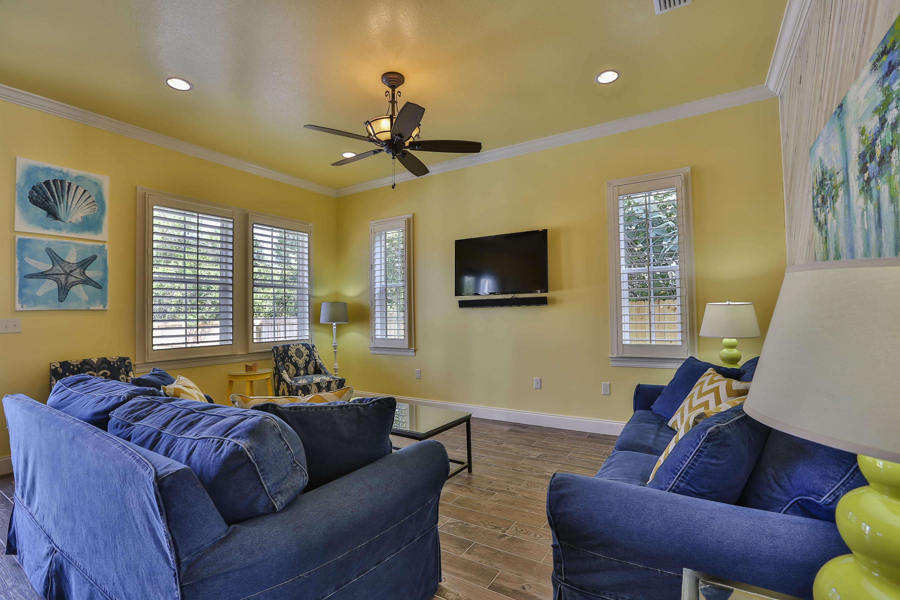 CRYSTAL BEACH - Residential