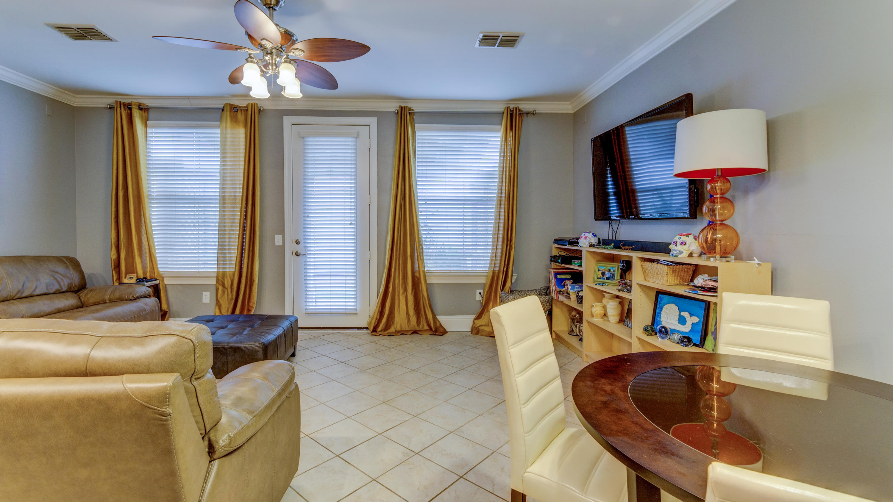 EAGLE BAY - Residential