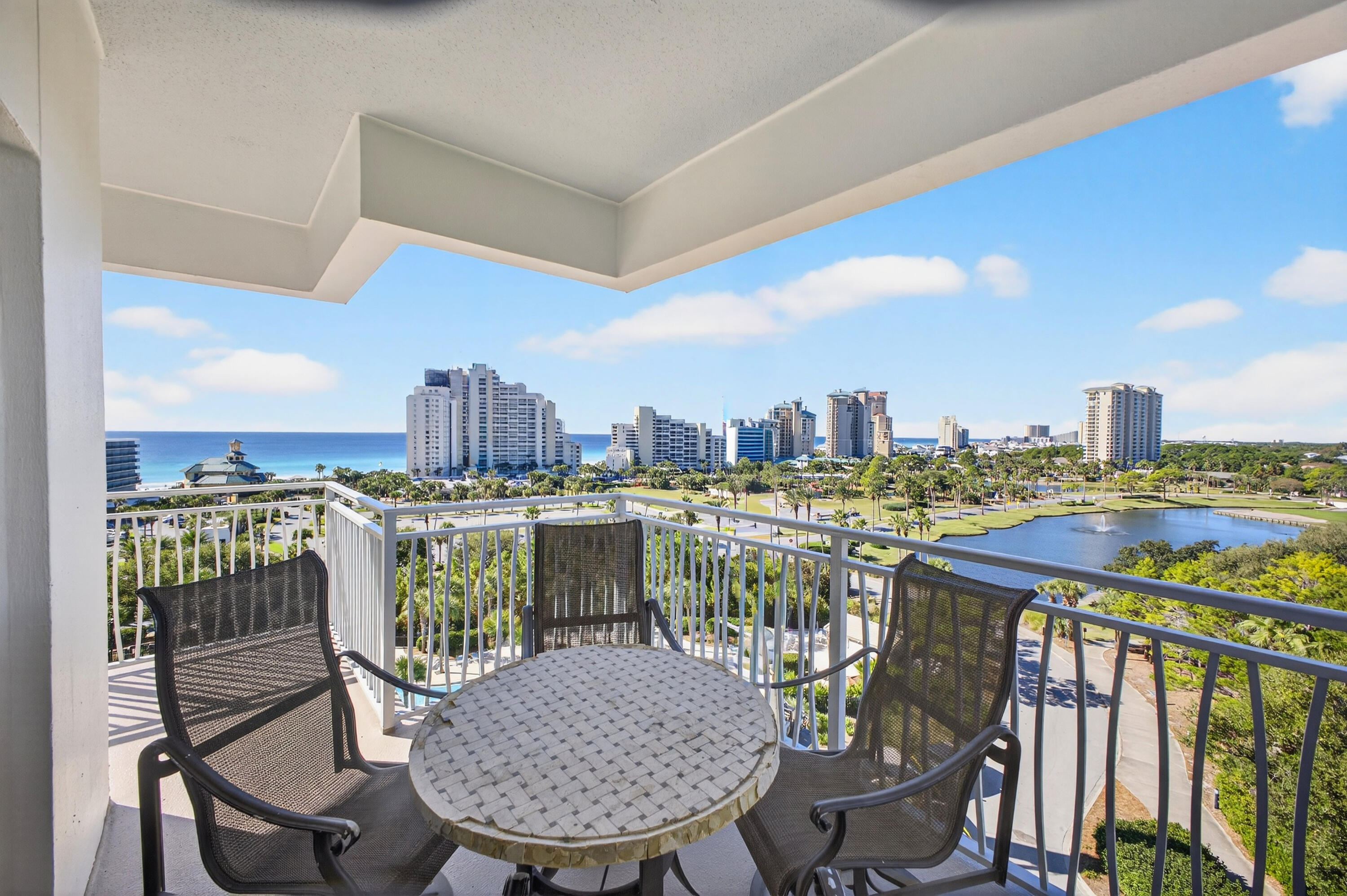 LUAU I - Residential