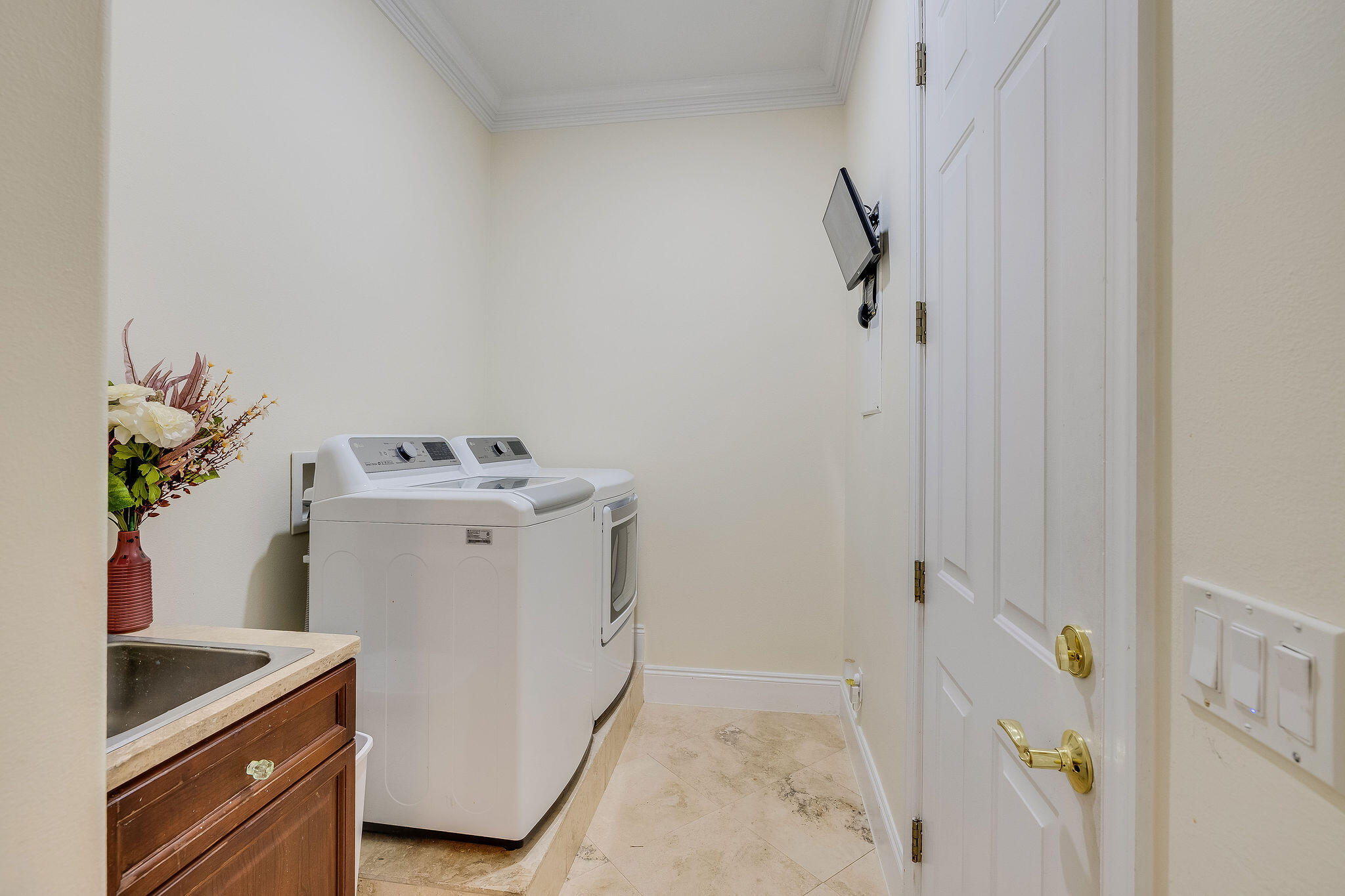 EMERALD BAY PH 1A - Residential