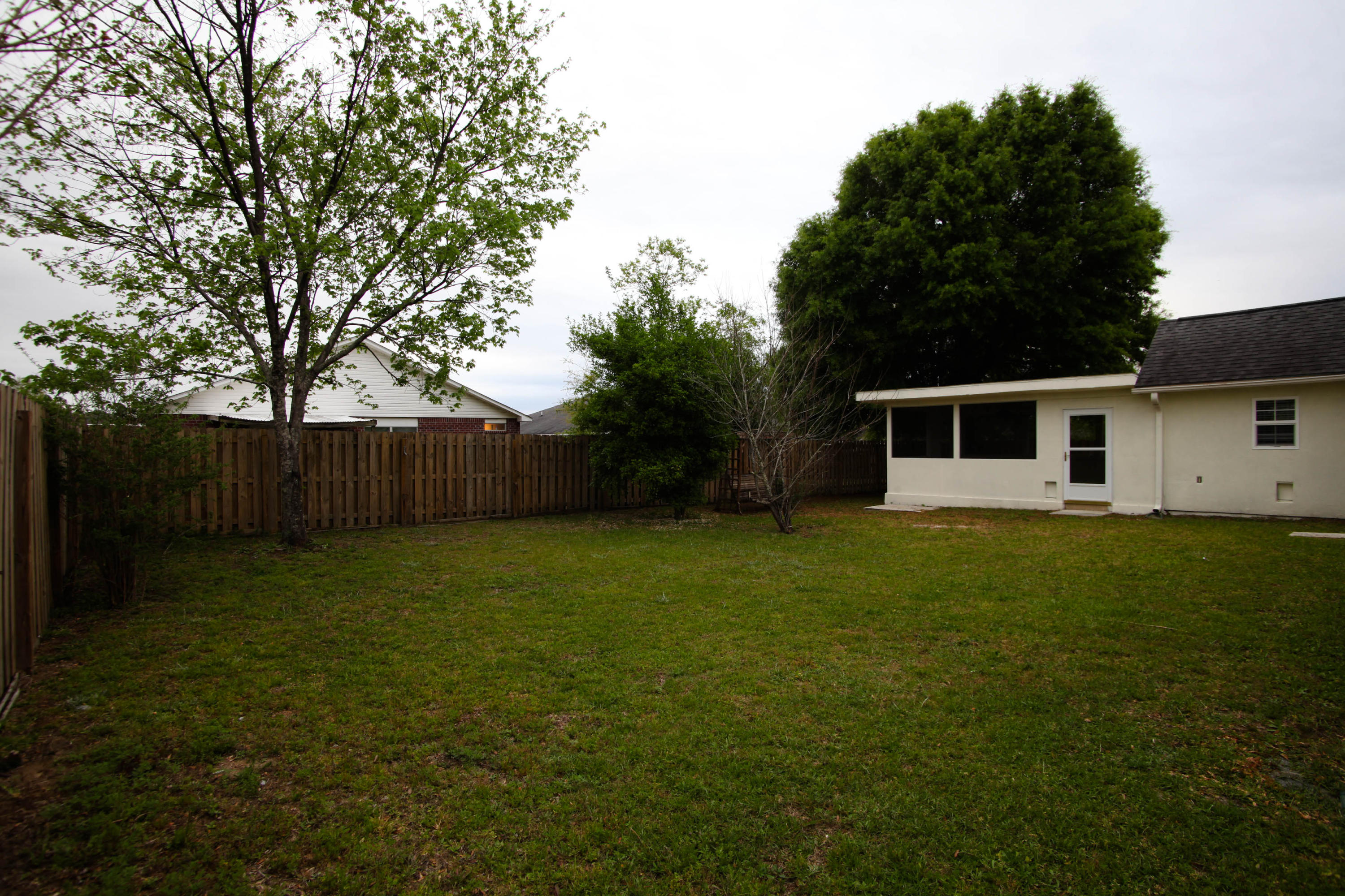 HOLLYROD PARK - Residential