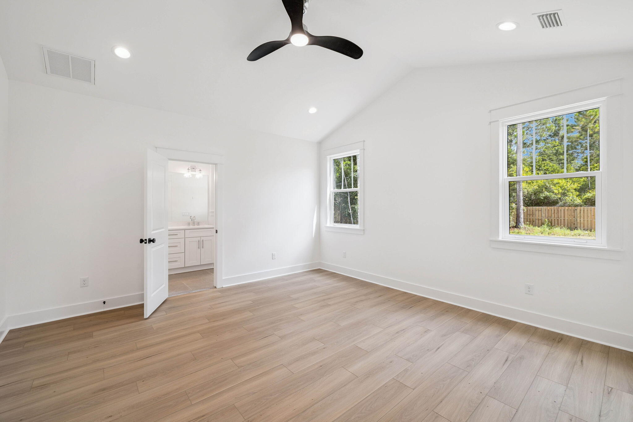 BEAR CREEK COTTAGES - Residential