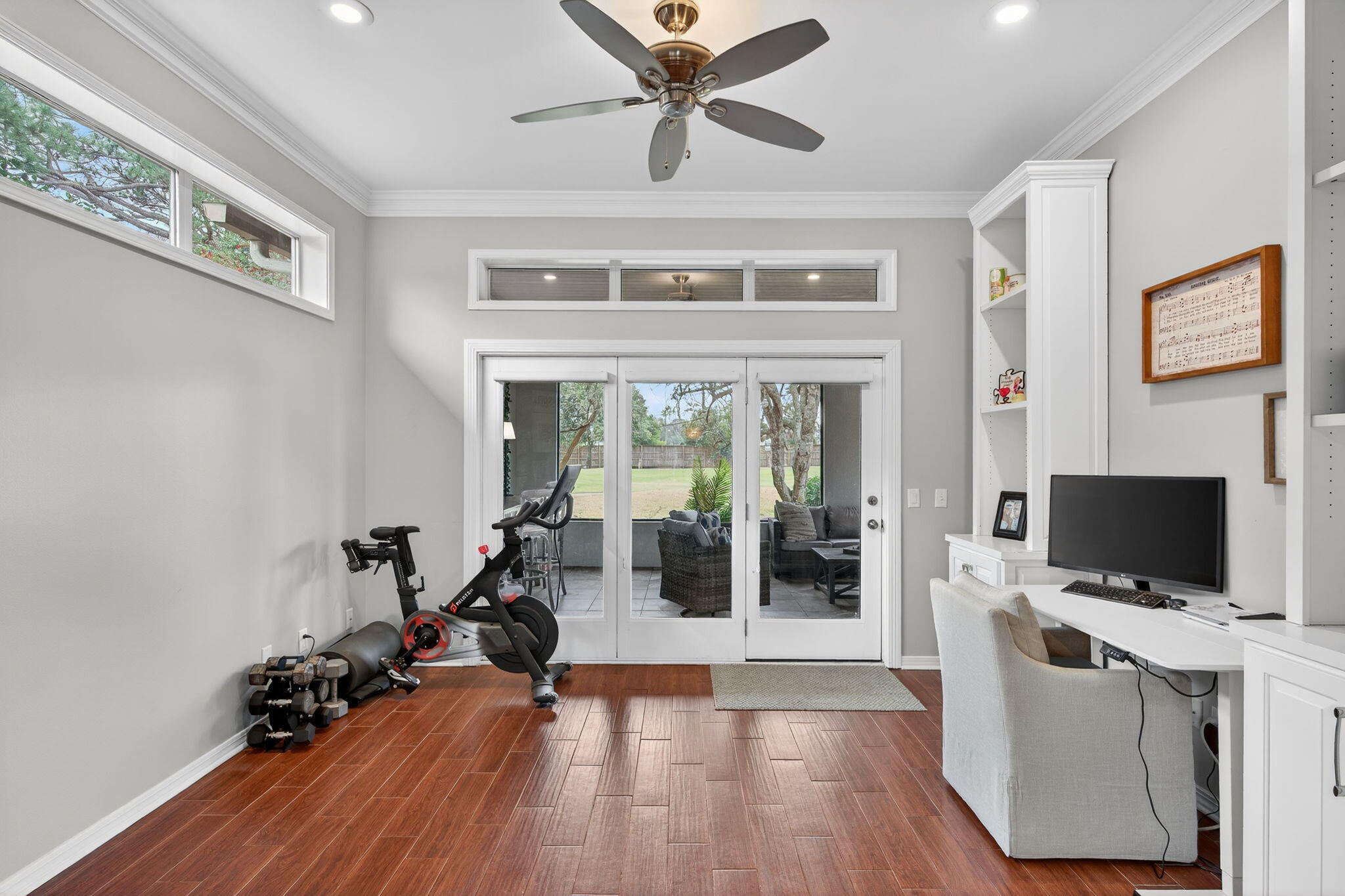 GOLF VIEW - Residential