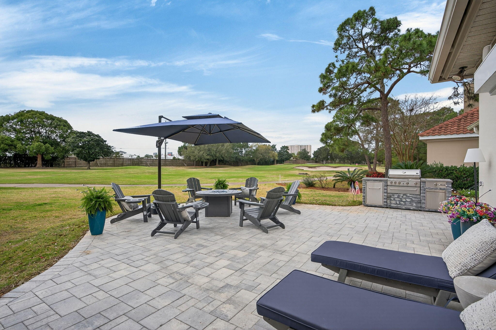 GOLF VIEW - Residential