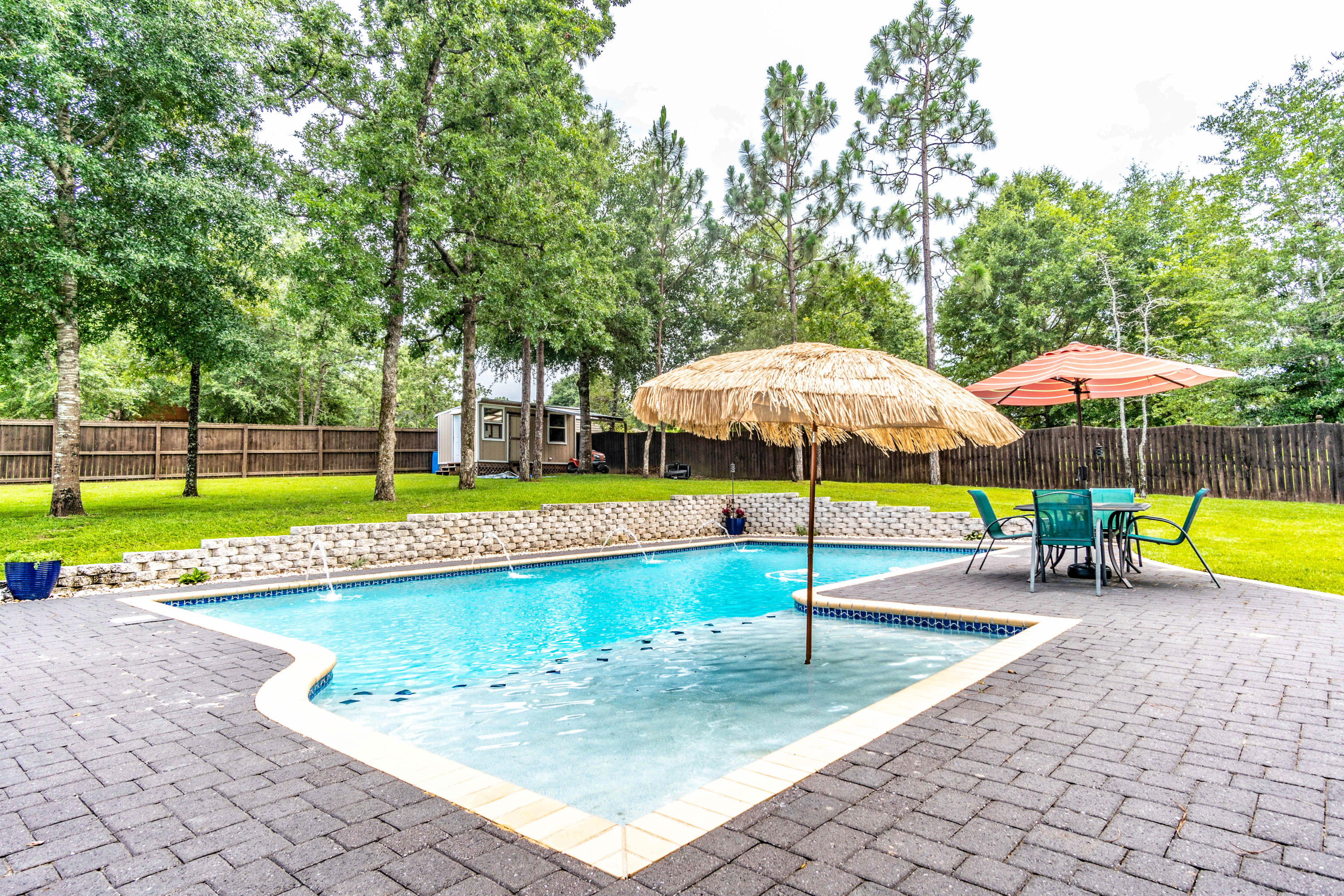 SILVER SPRINGS EST - Residential