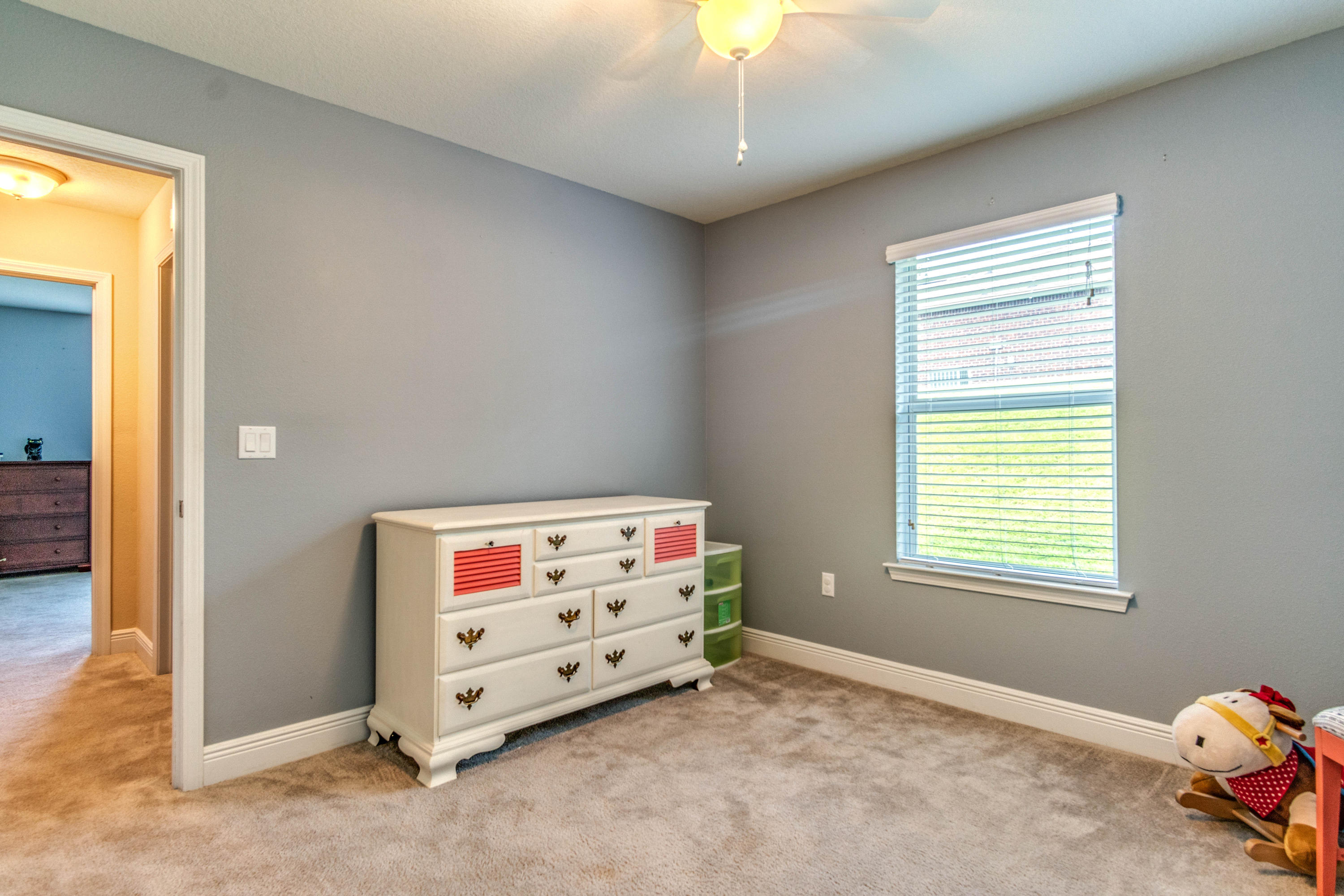 SILVER SPRINGS EST - Residential