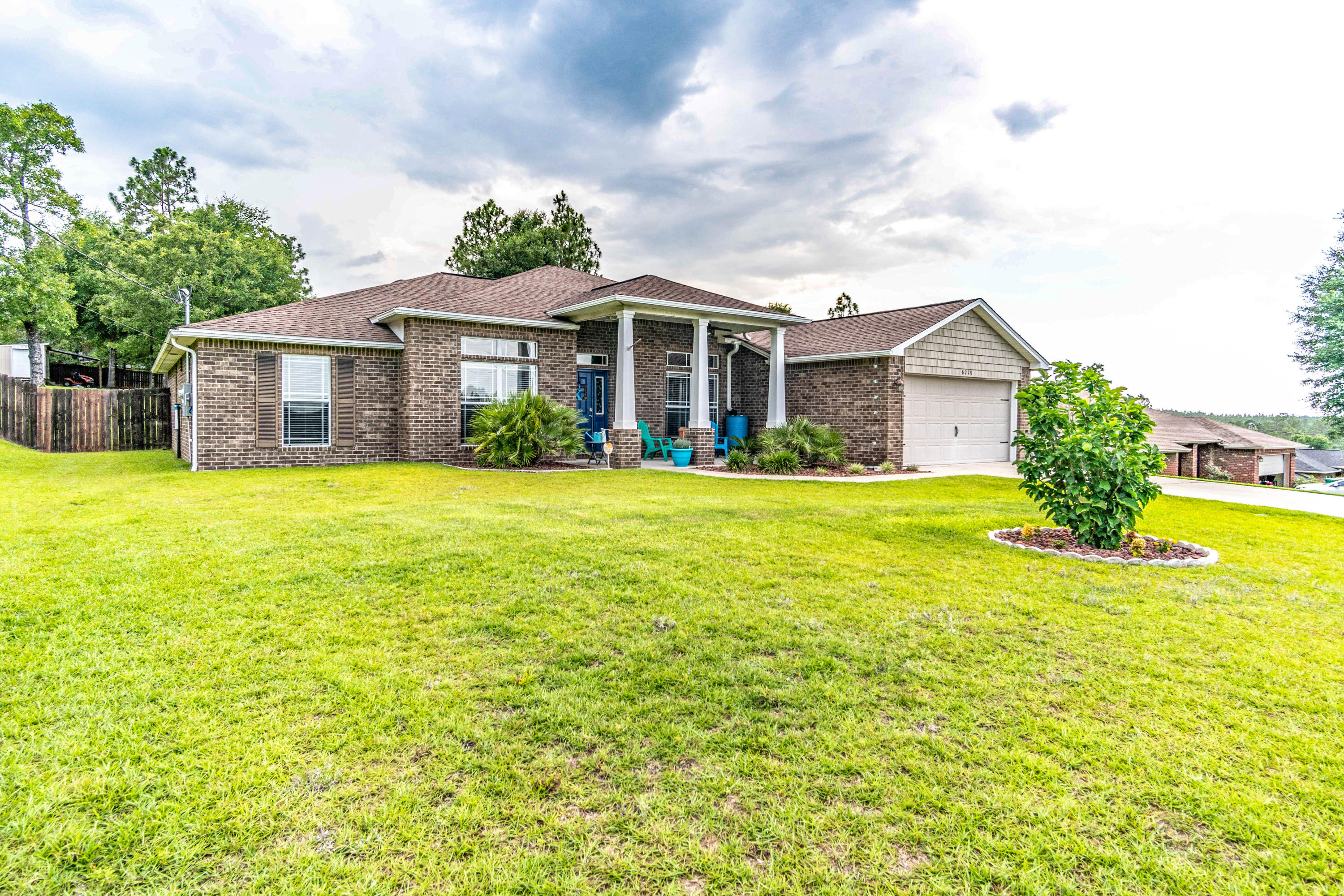 SILVER SPRINGS EST - Residential