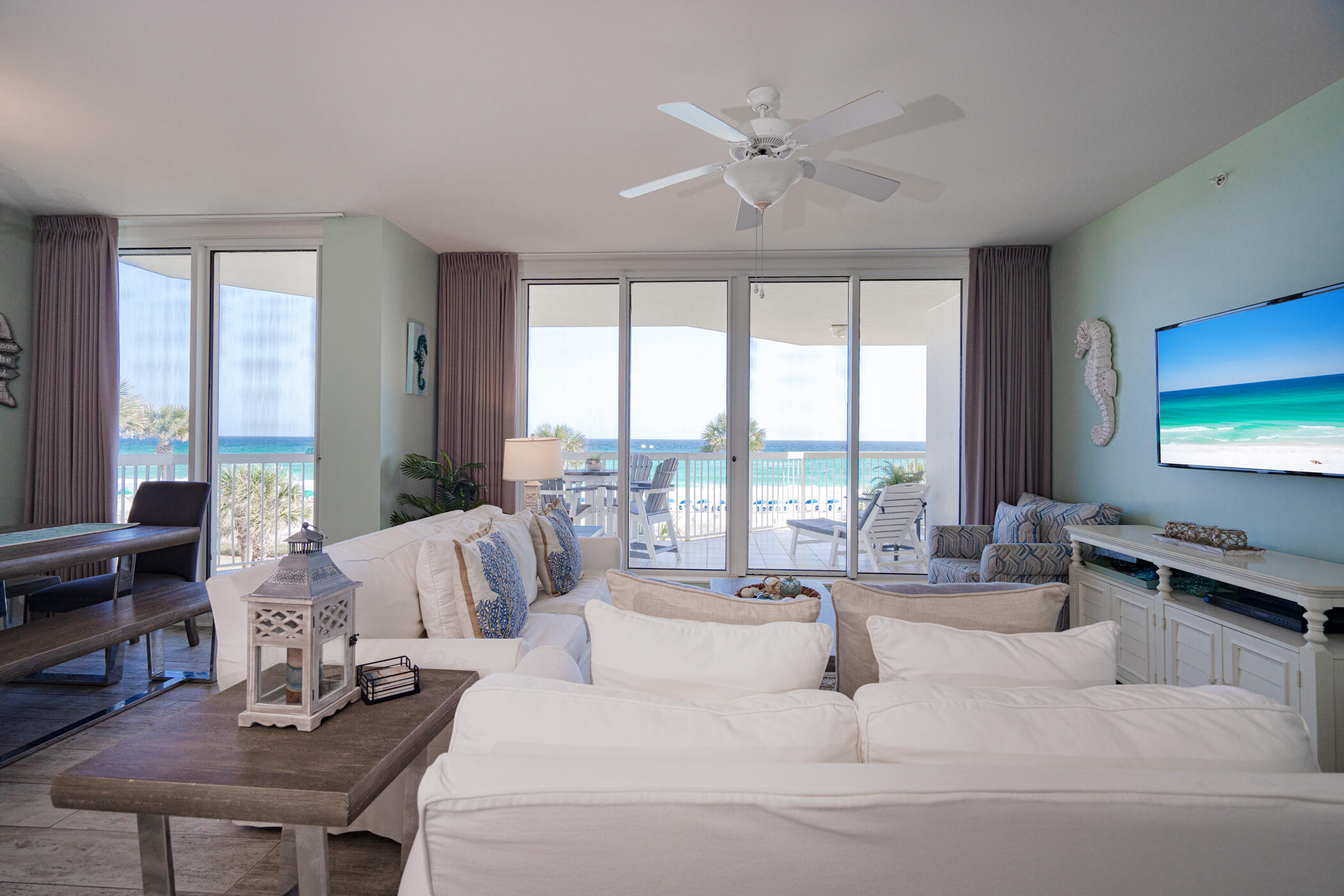 SILVER BEACH TOWERS - Residential