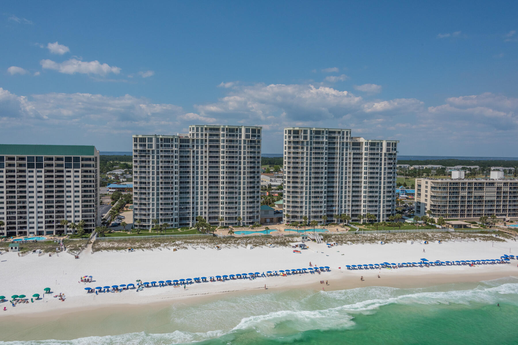 SILVER BEACH TOWERS - Residential