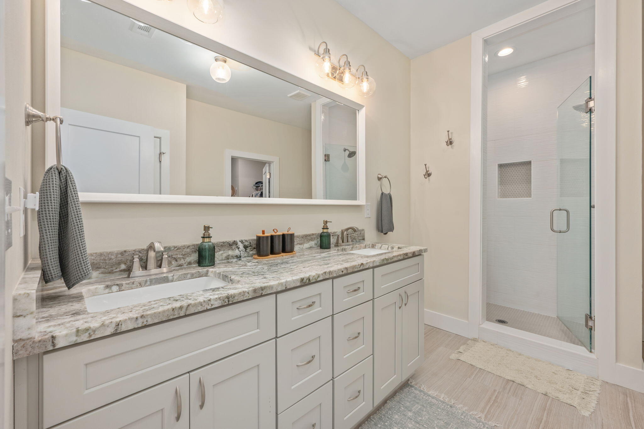 Andi's Way - Residential