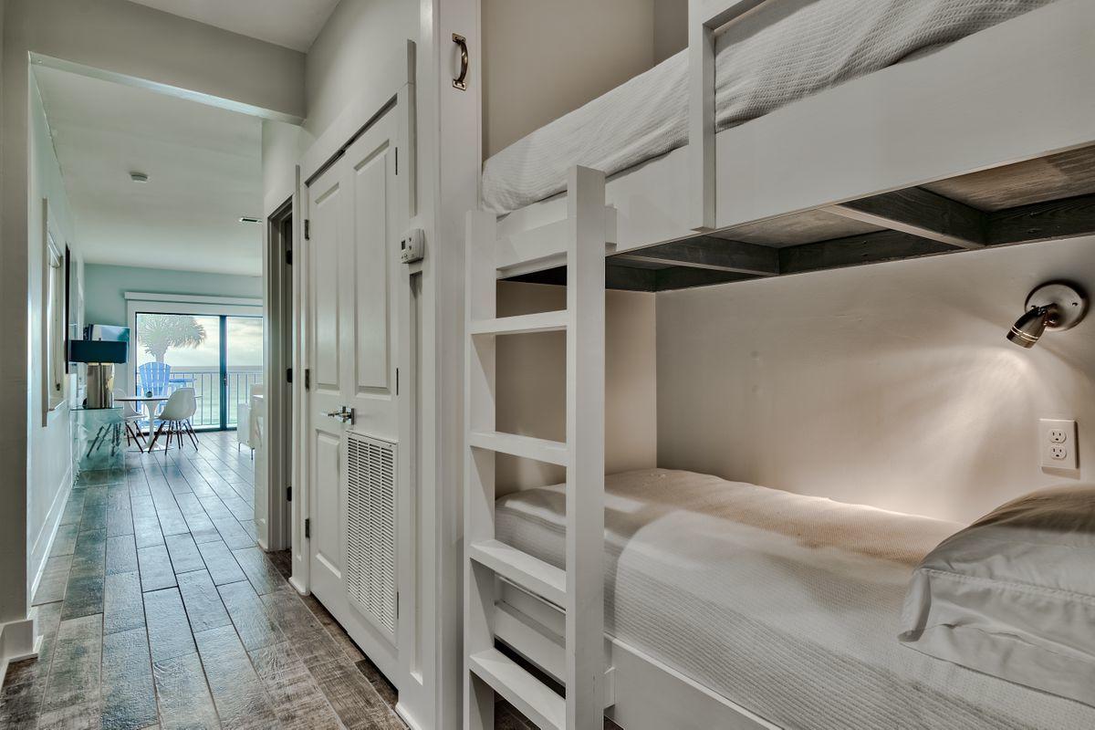 The Palms at Seagrove - Residential