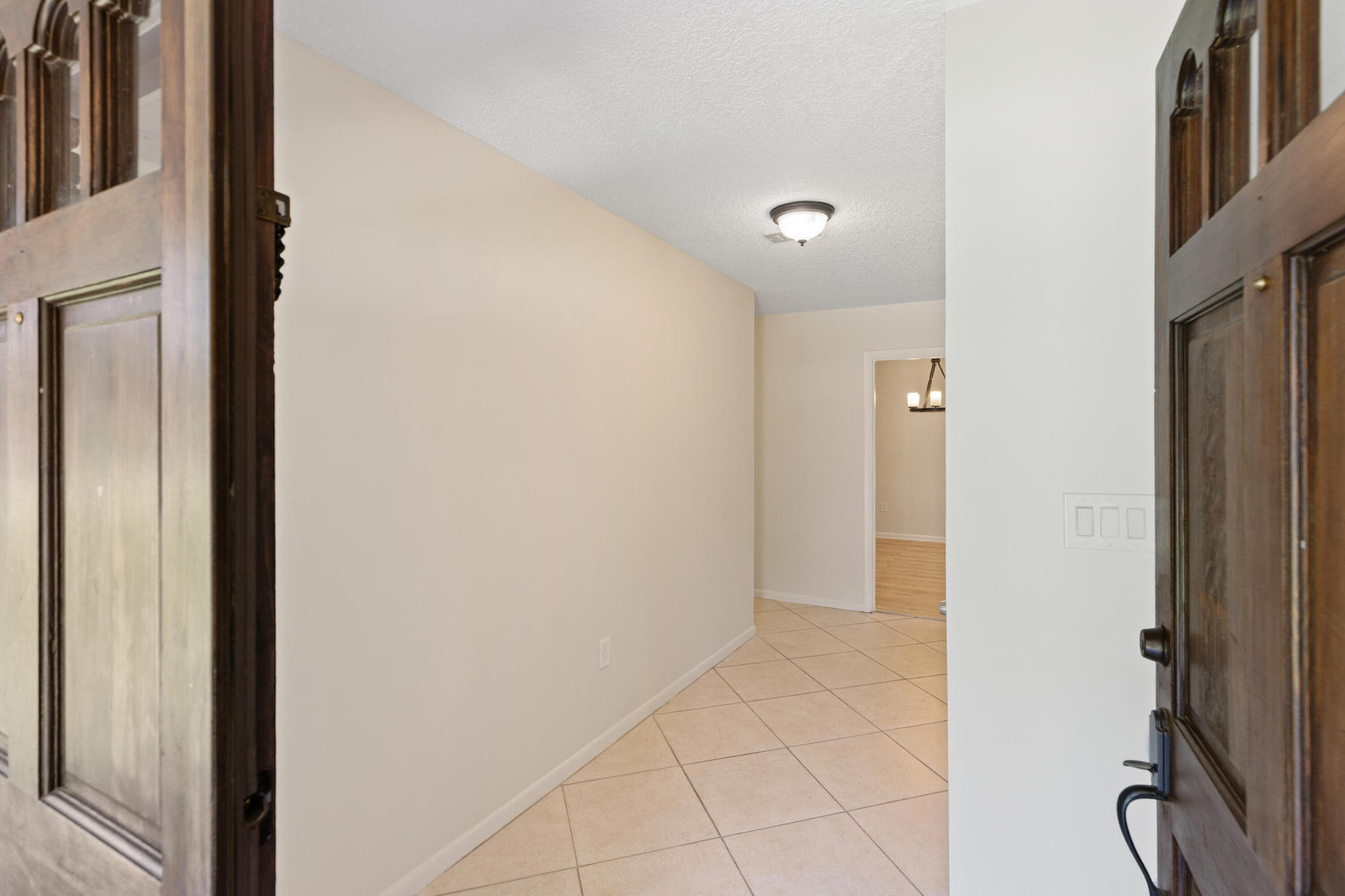 EDGEWATER VILLAGE NORTH - Residential