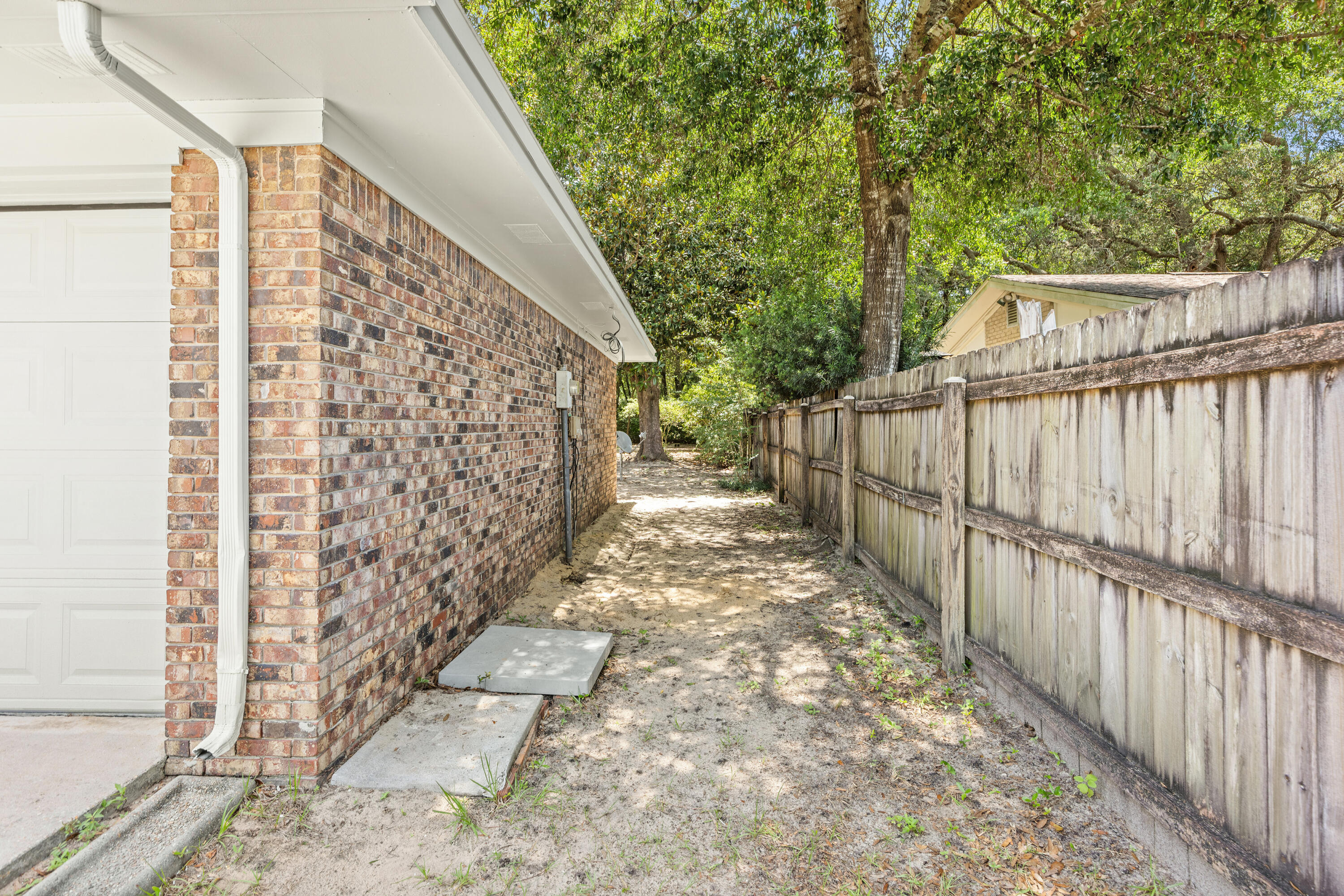 EDGEWATER VILLAGE NORTH - Residential