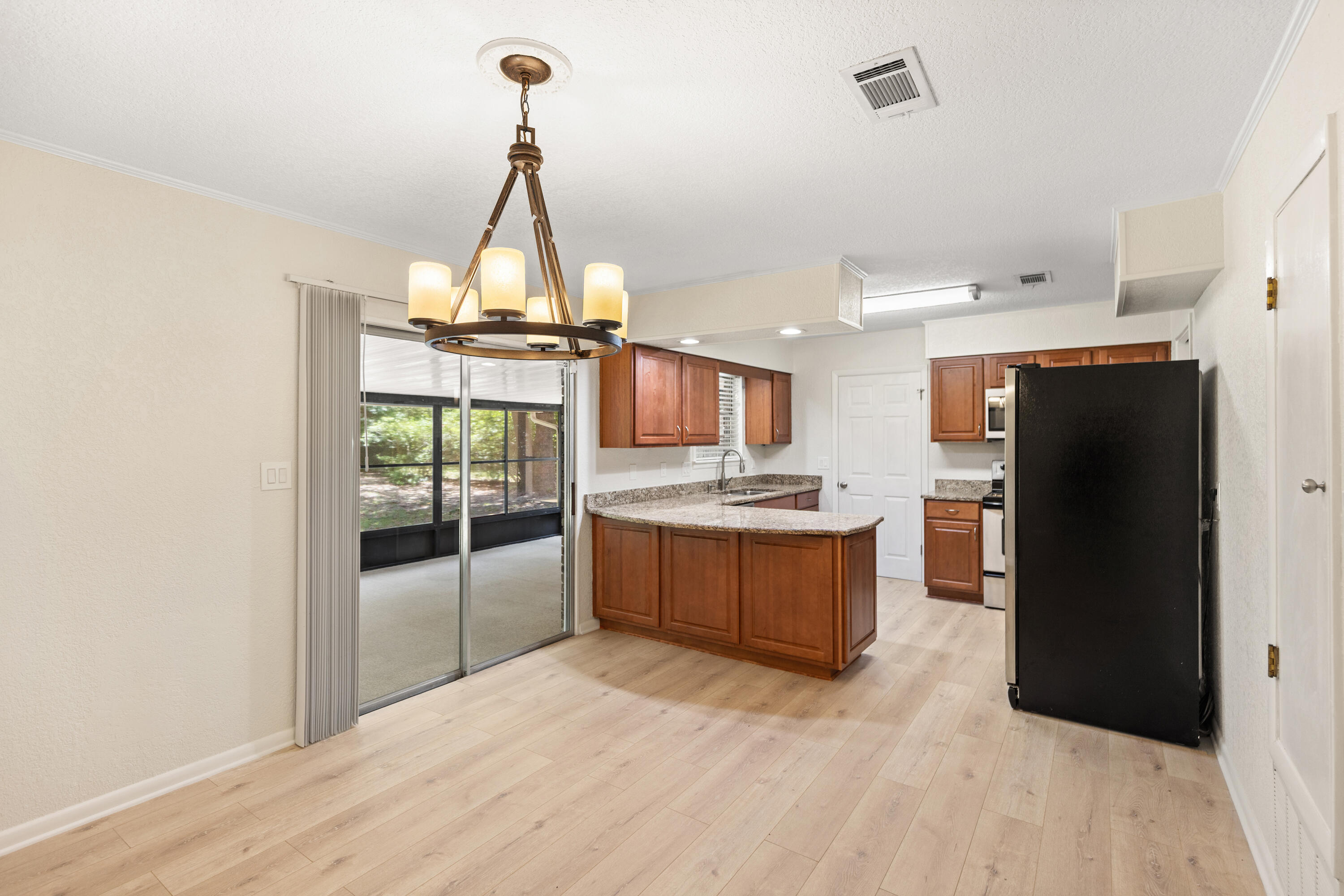 EDGEWATER VILLAGE NORTH - Residential