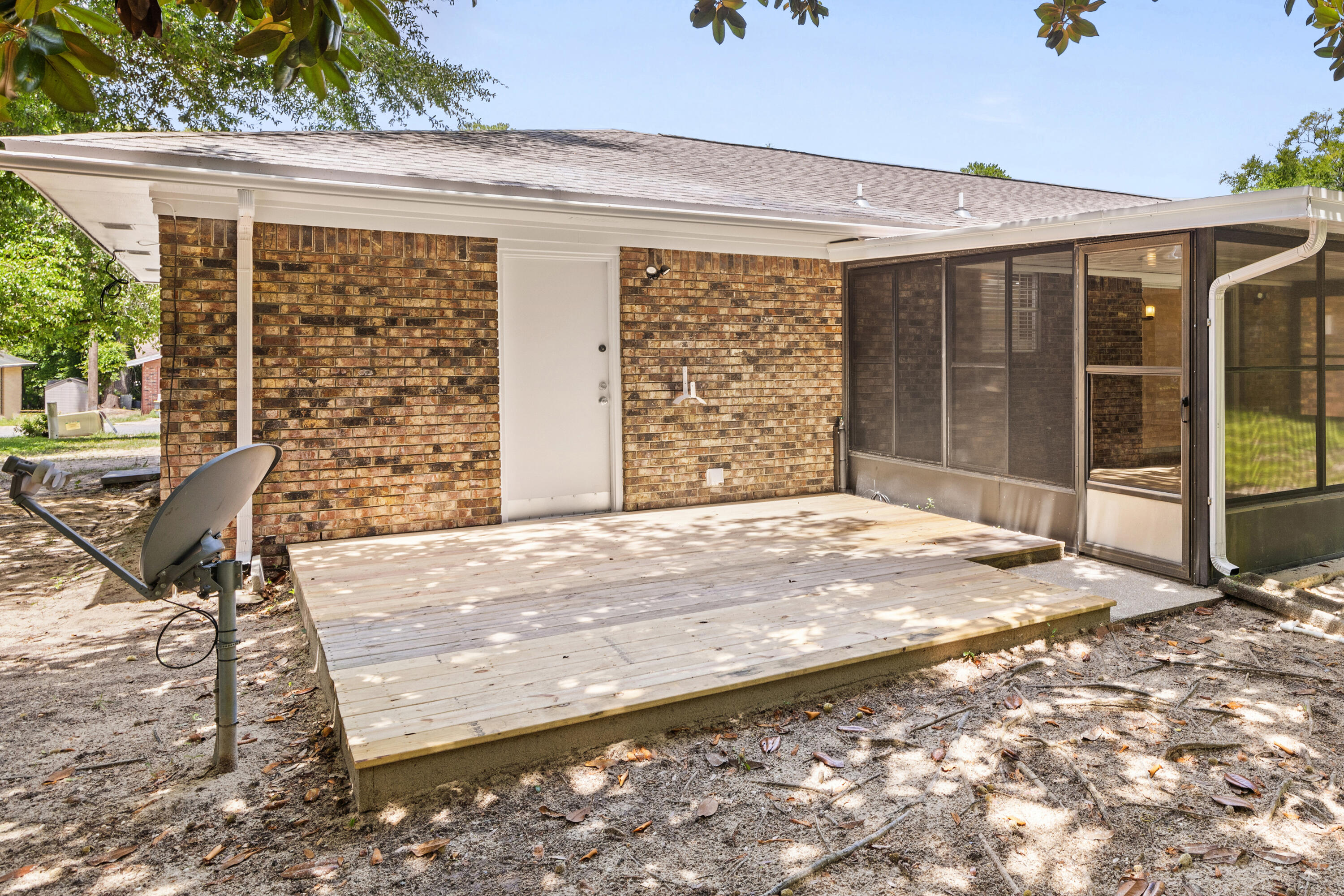 EDGEWATER VILLAGE NORTH - Residential
