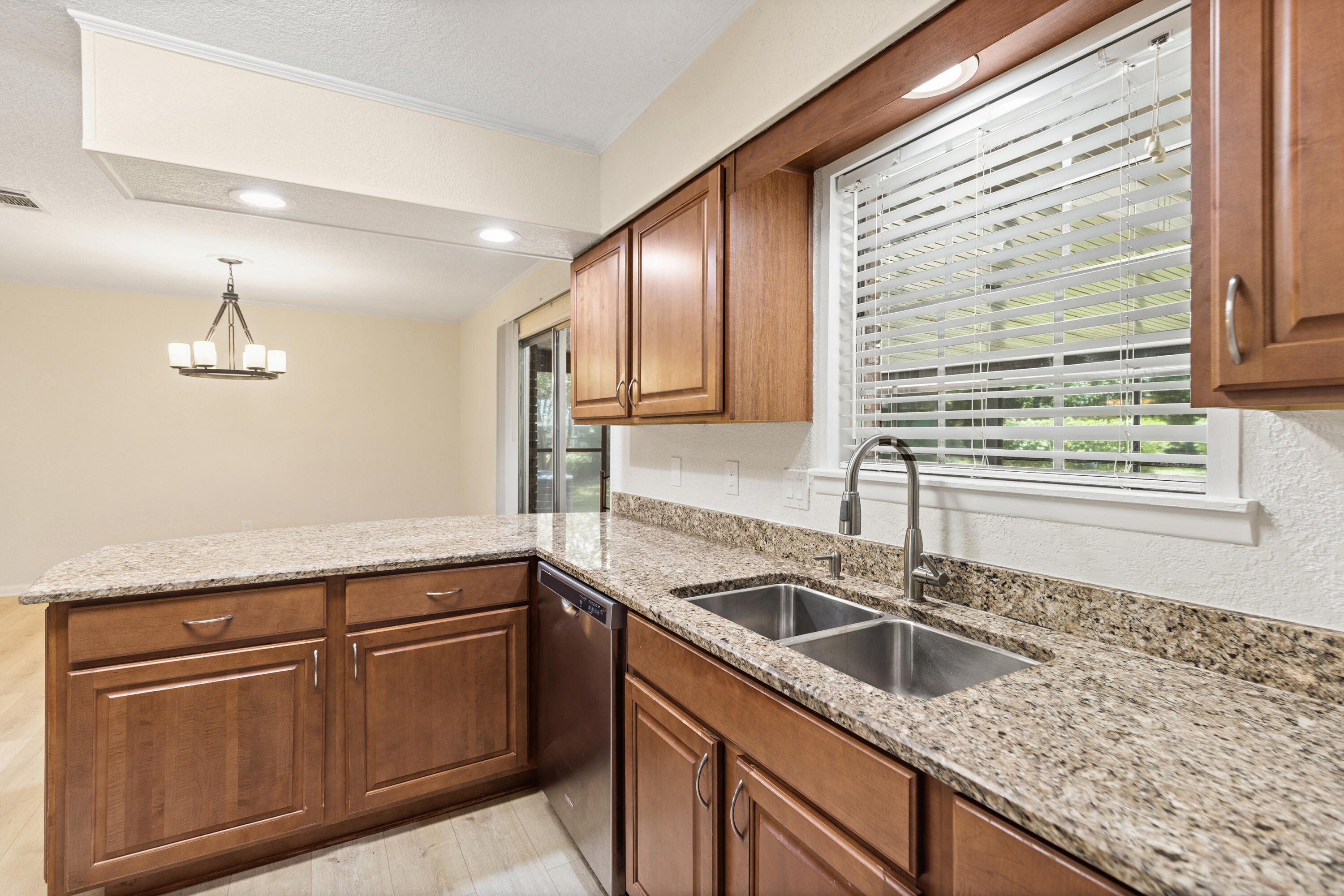 EDGEWATER VILLAGE NORTH - Residential