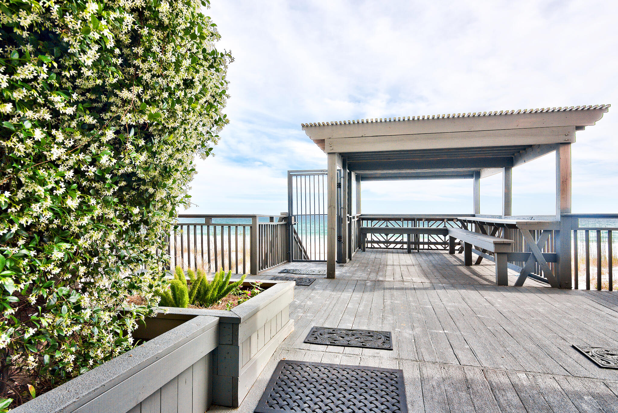 COMPASS ROSE - Residential