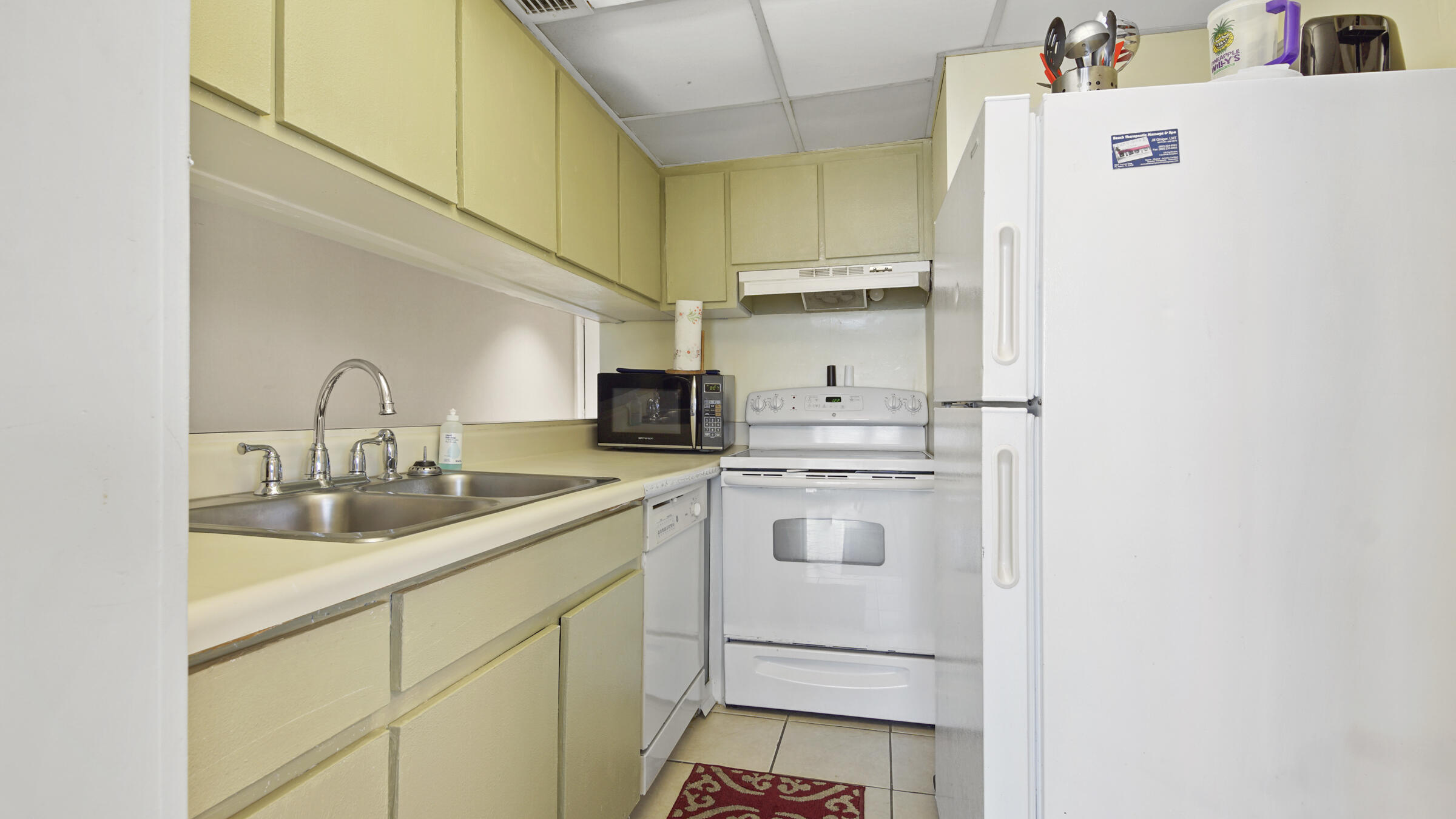 SUNBIRD CONDO - Residential