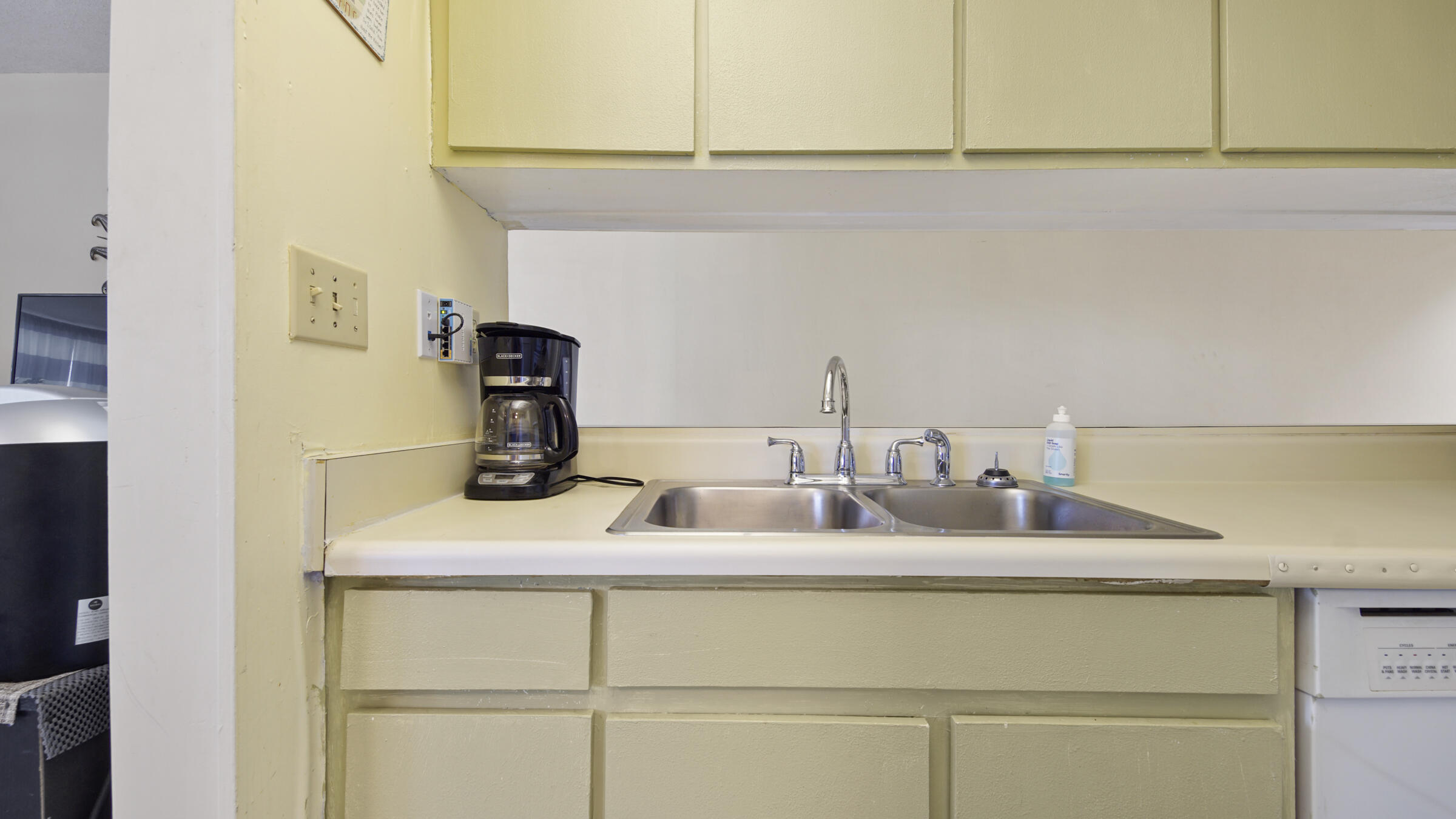 SUNBIRD CONDO - Residential