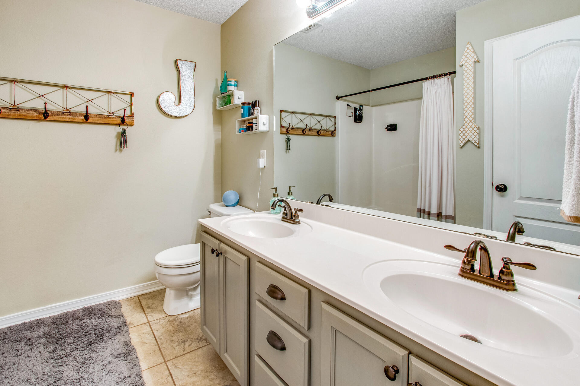 JAYDE ESTATES - Residential