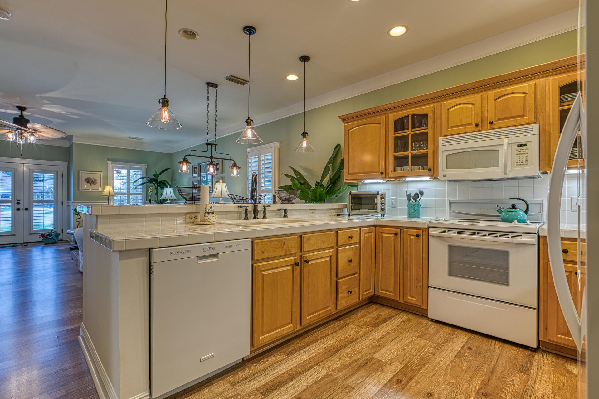 PELICAN BAY S/D - Residential