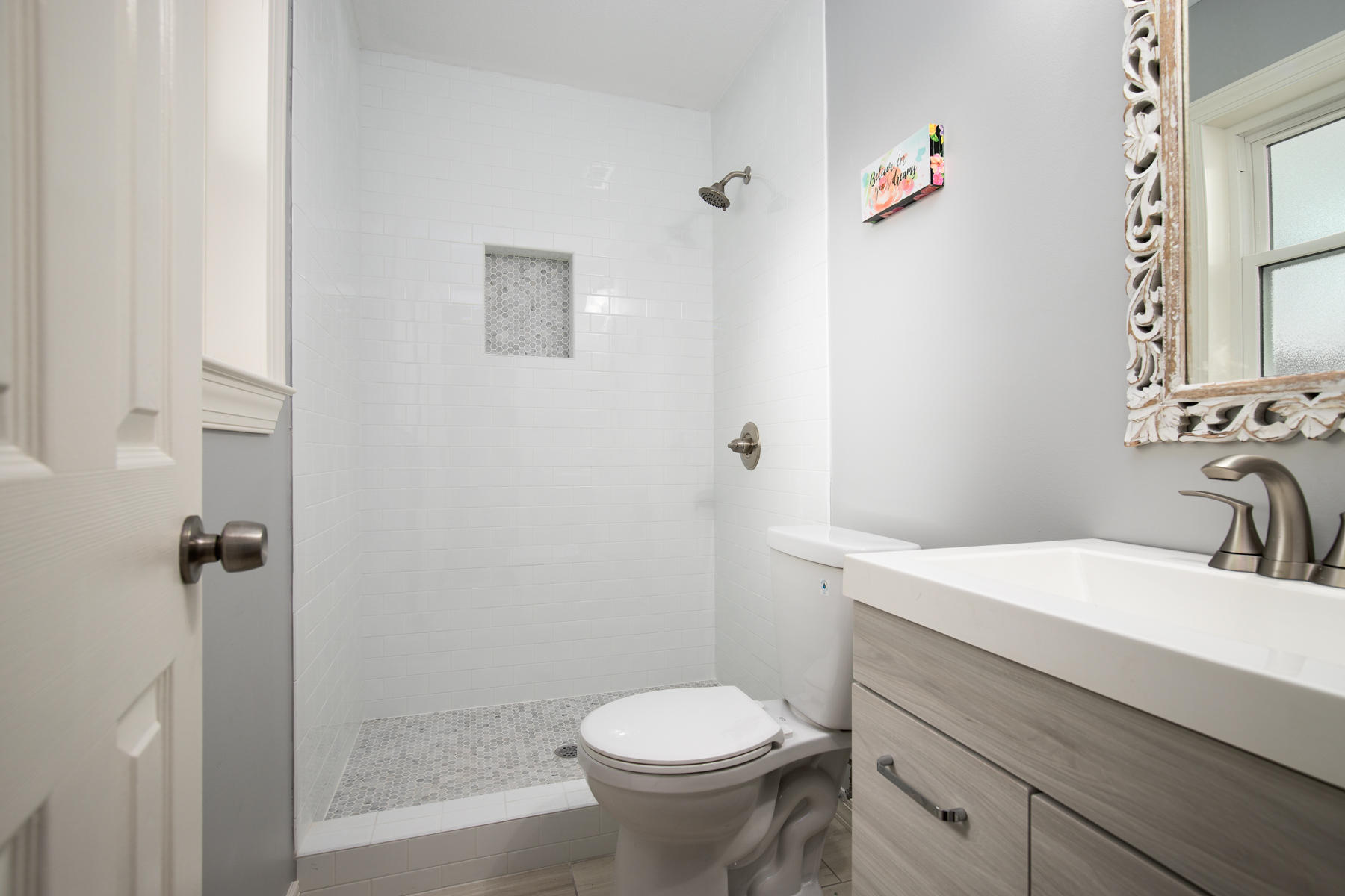 BAYOU WOODS 1ST ADD LOT 5 BLK C - Residential