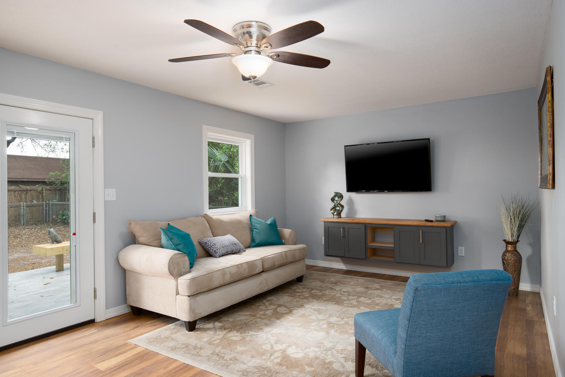 BAYOU WOODS 1ST ADD LOT 5 BLK C - Residential