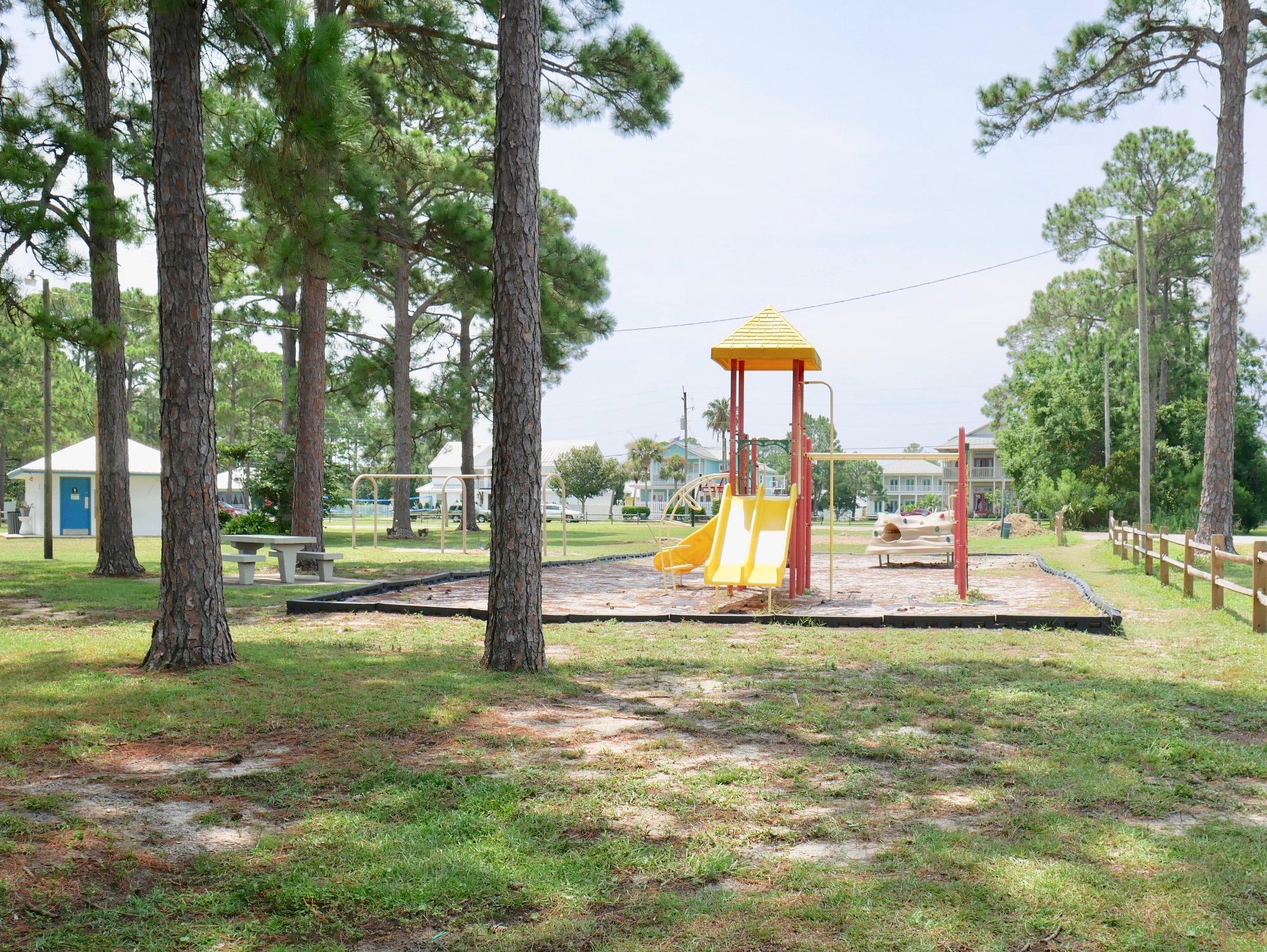 BAYWALK LANDING - Residential