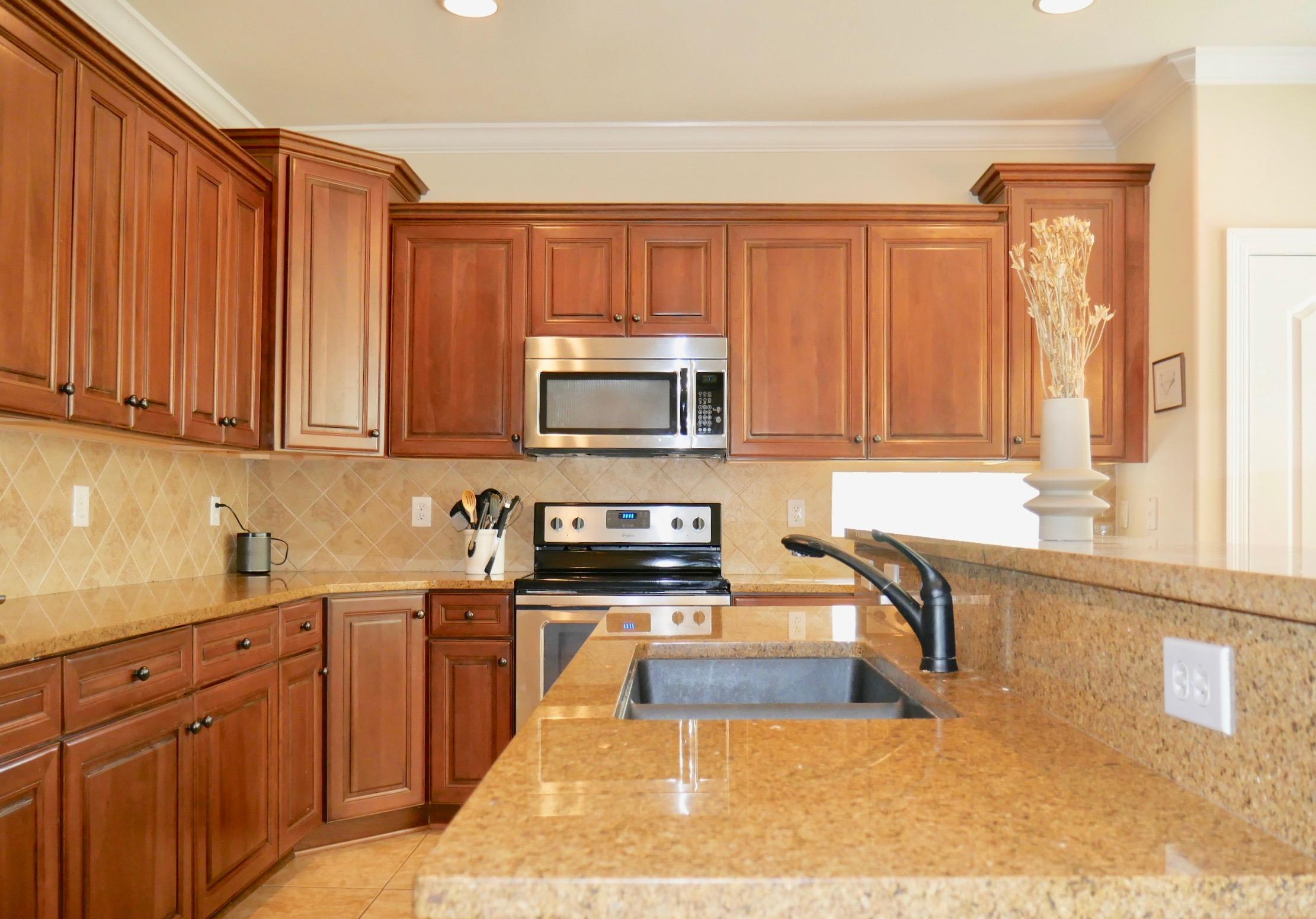 BAYWALK LANDING - Residential