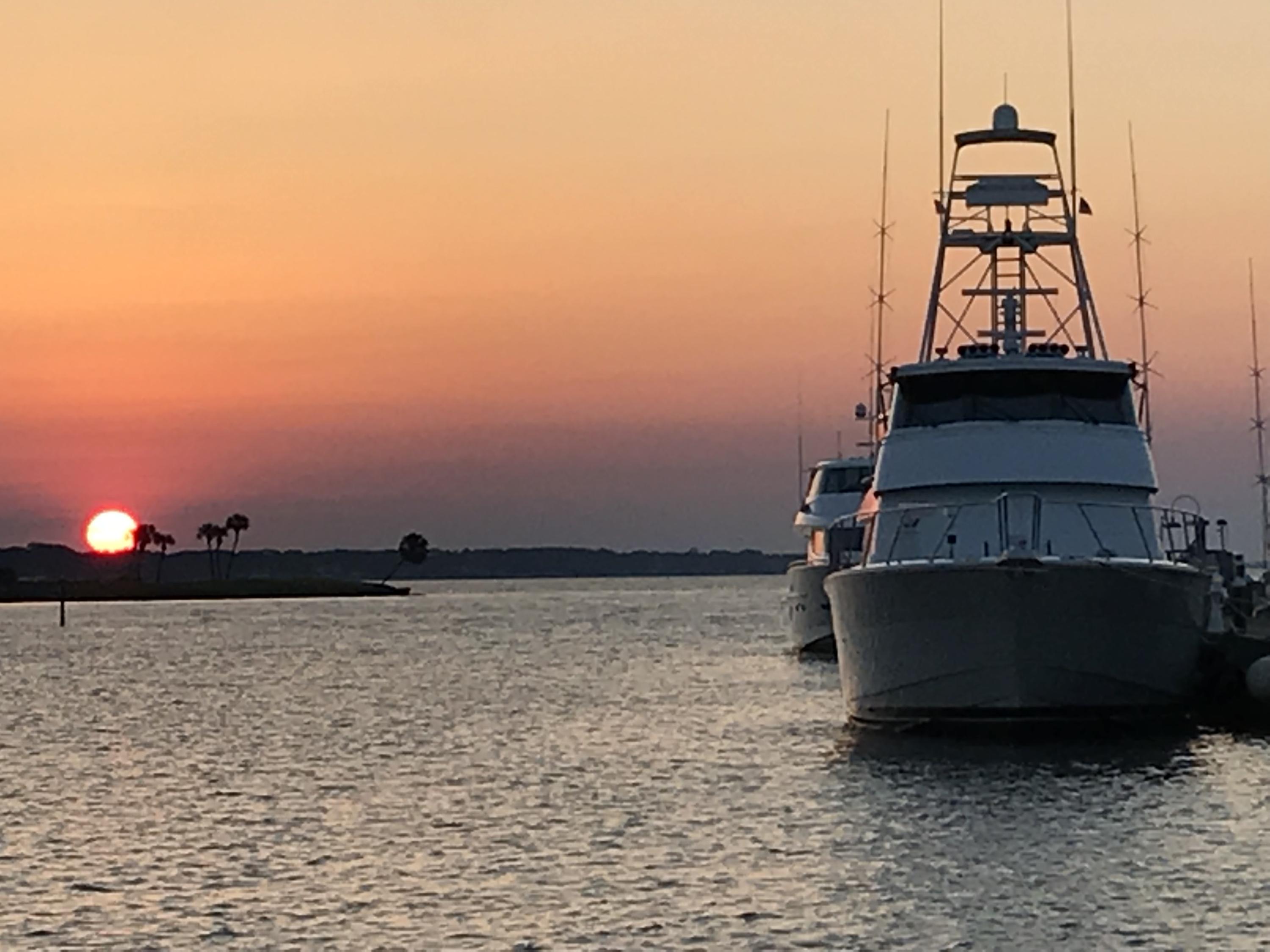 BUNGALOS AT SANDESTIN - Residential