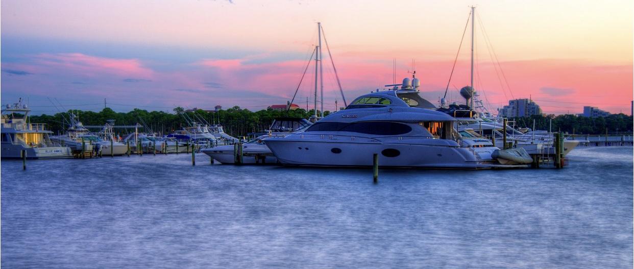BUNGALOS AT SANDESTIN - Residential