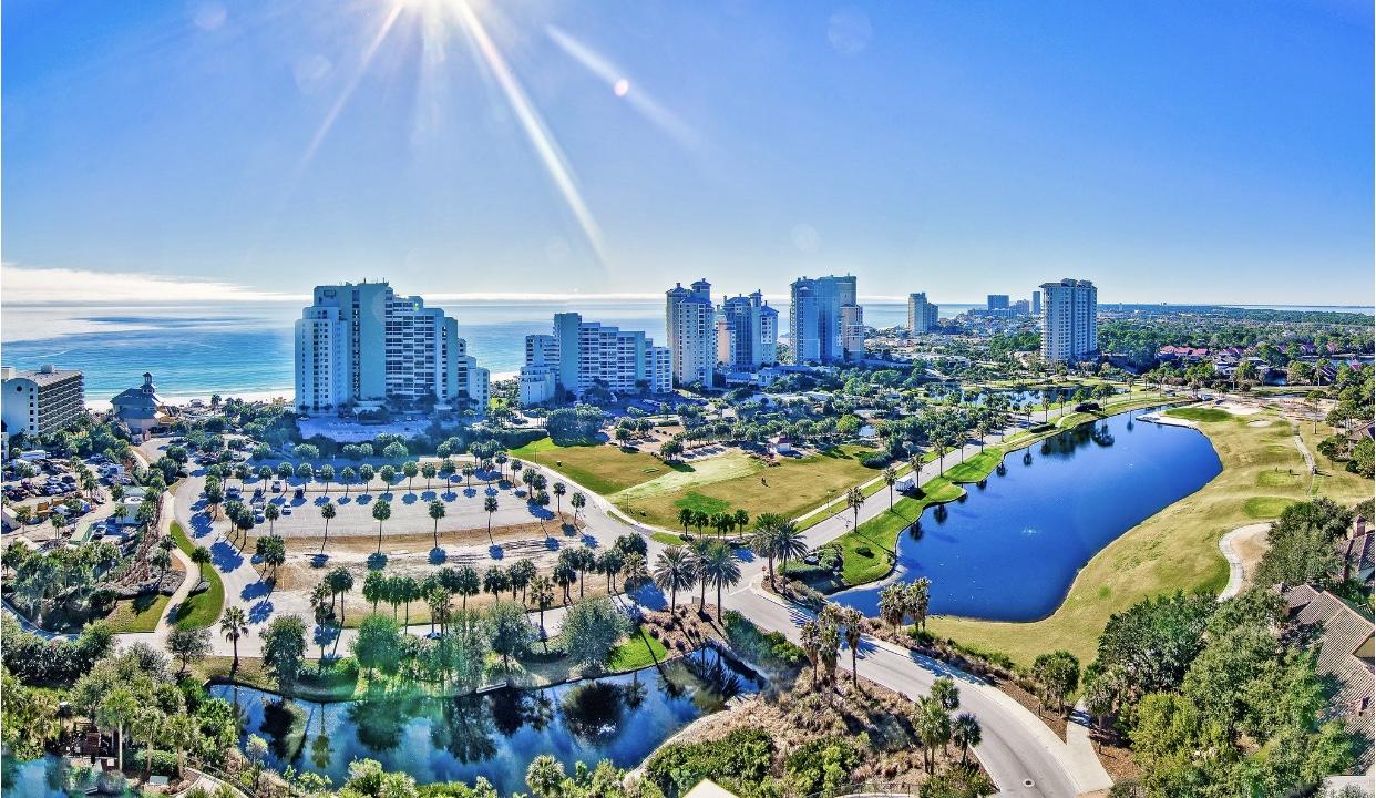 BUNGALOS AT SANDESTIN - Residential