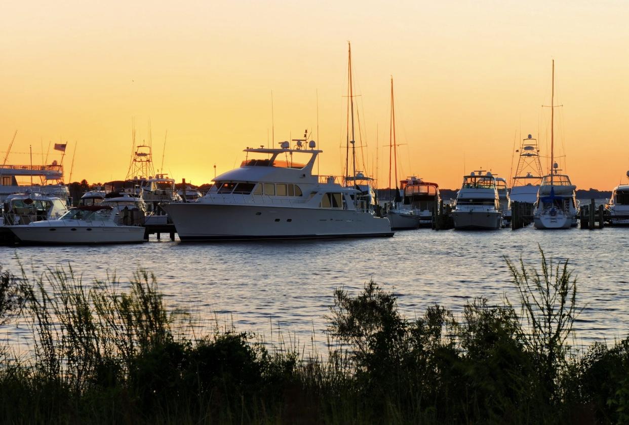 BUNGALOS AT SANDESTIN - Residential