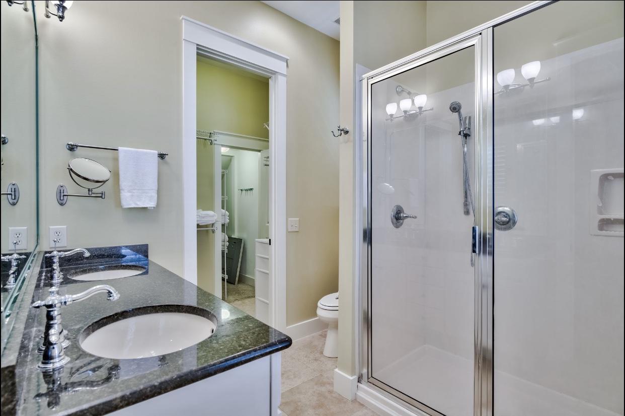 BUNGALOS AT SANDESTIN - Residential